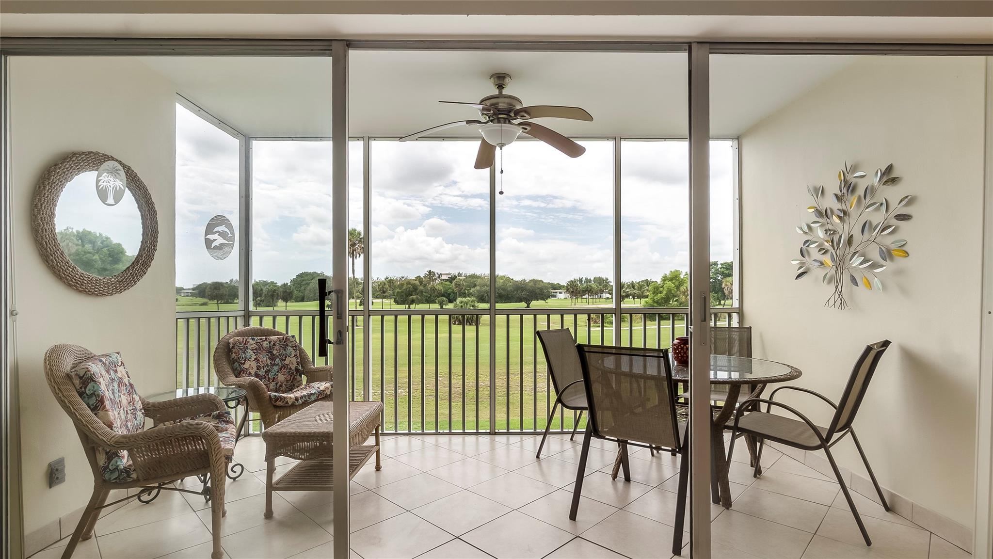 2950 N Palm Aire Dr 206