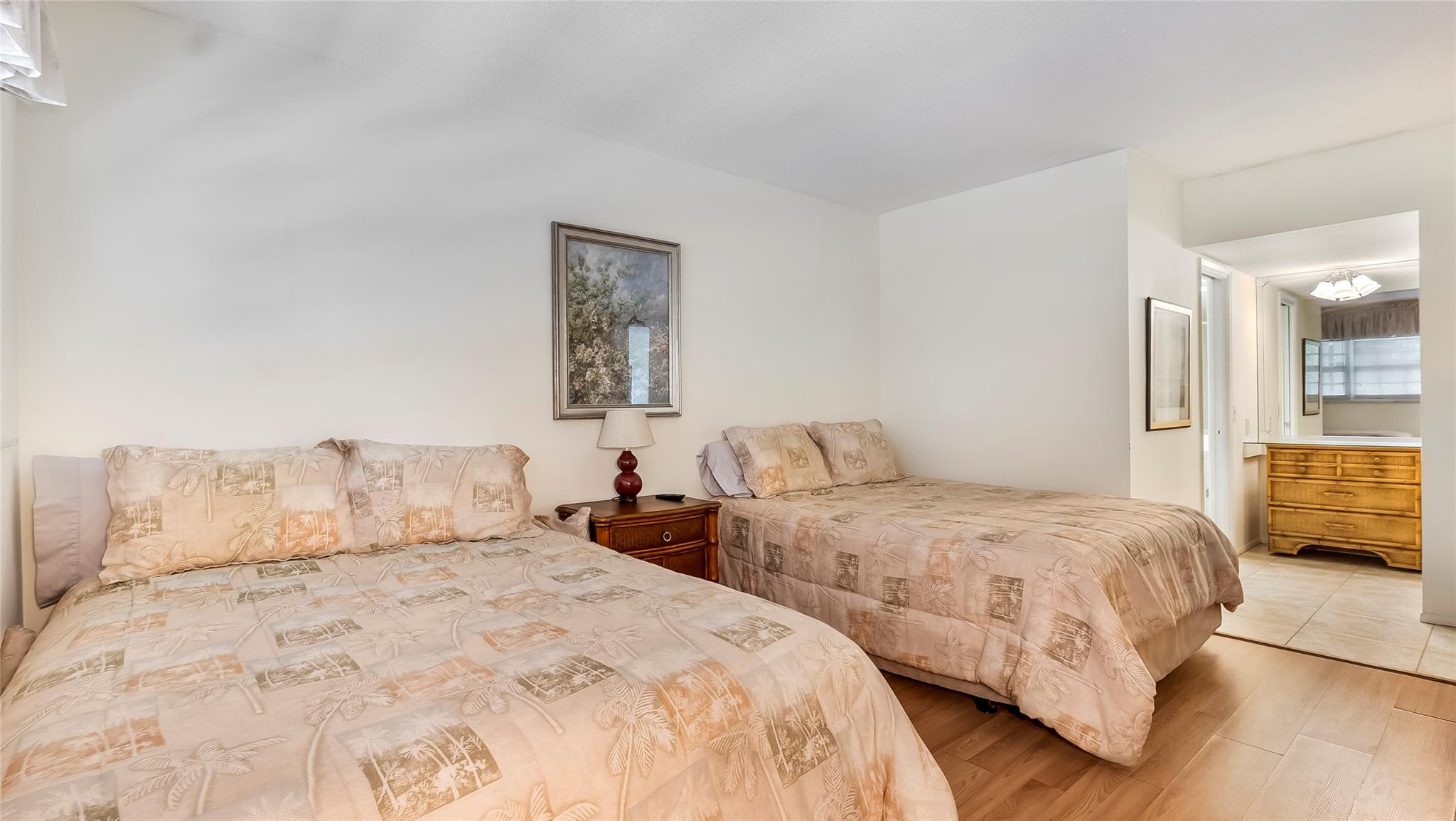 2950 N Palm Aire Dr 206