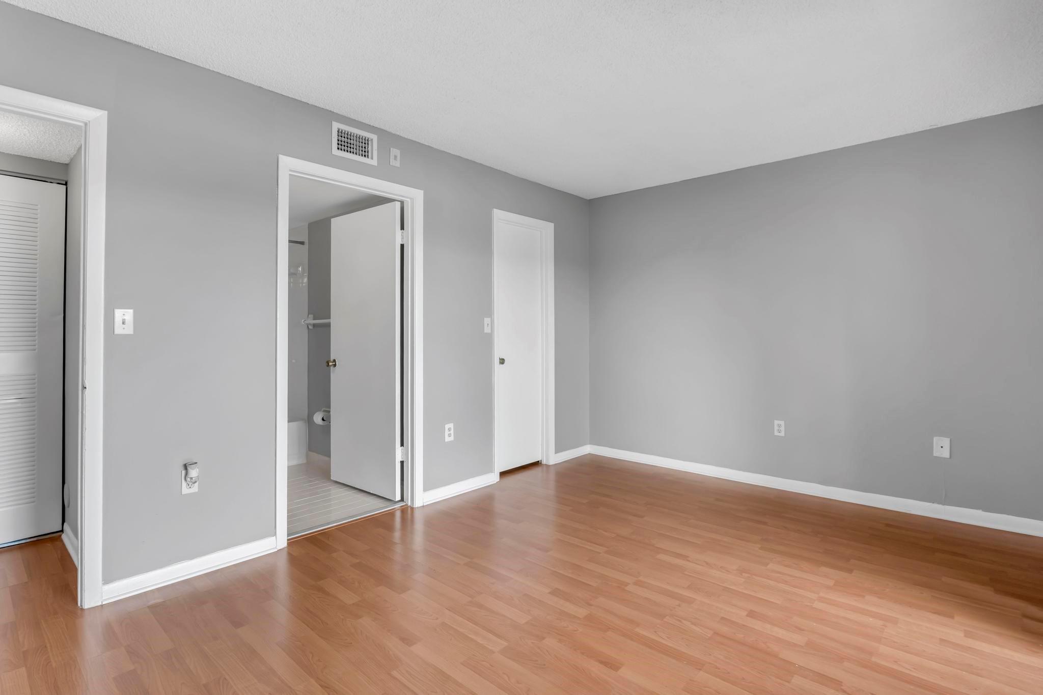 5200 NW 31st Ave 6,121,157 & 183