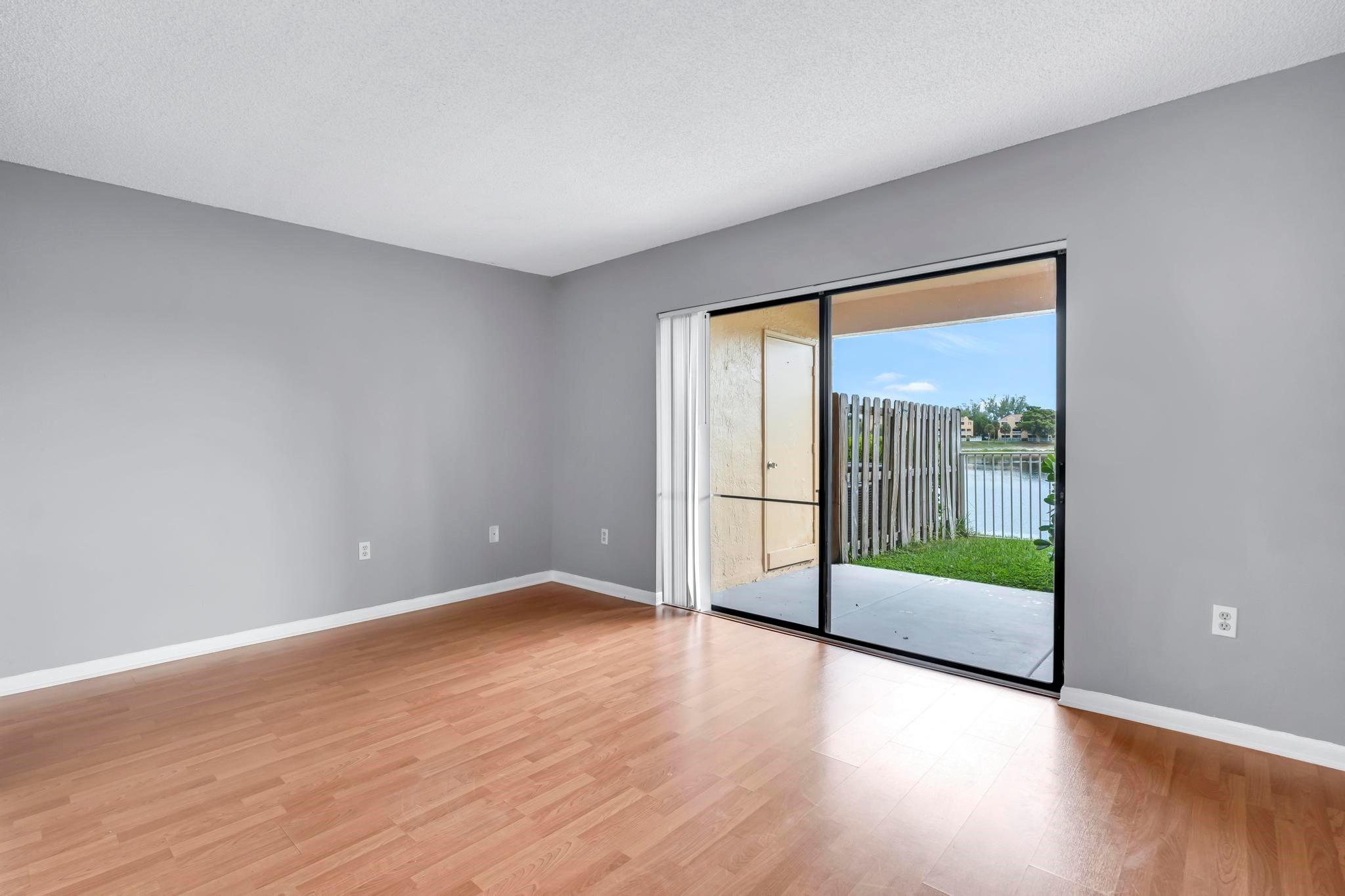 5200 NW 31st Ave 6,121,157 & 183