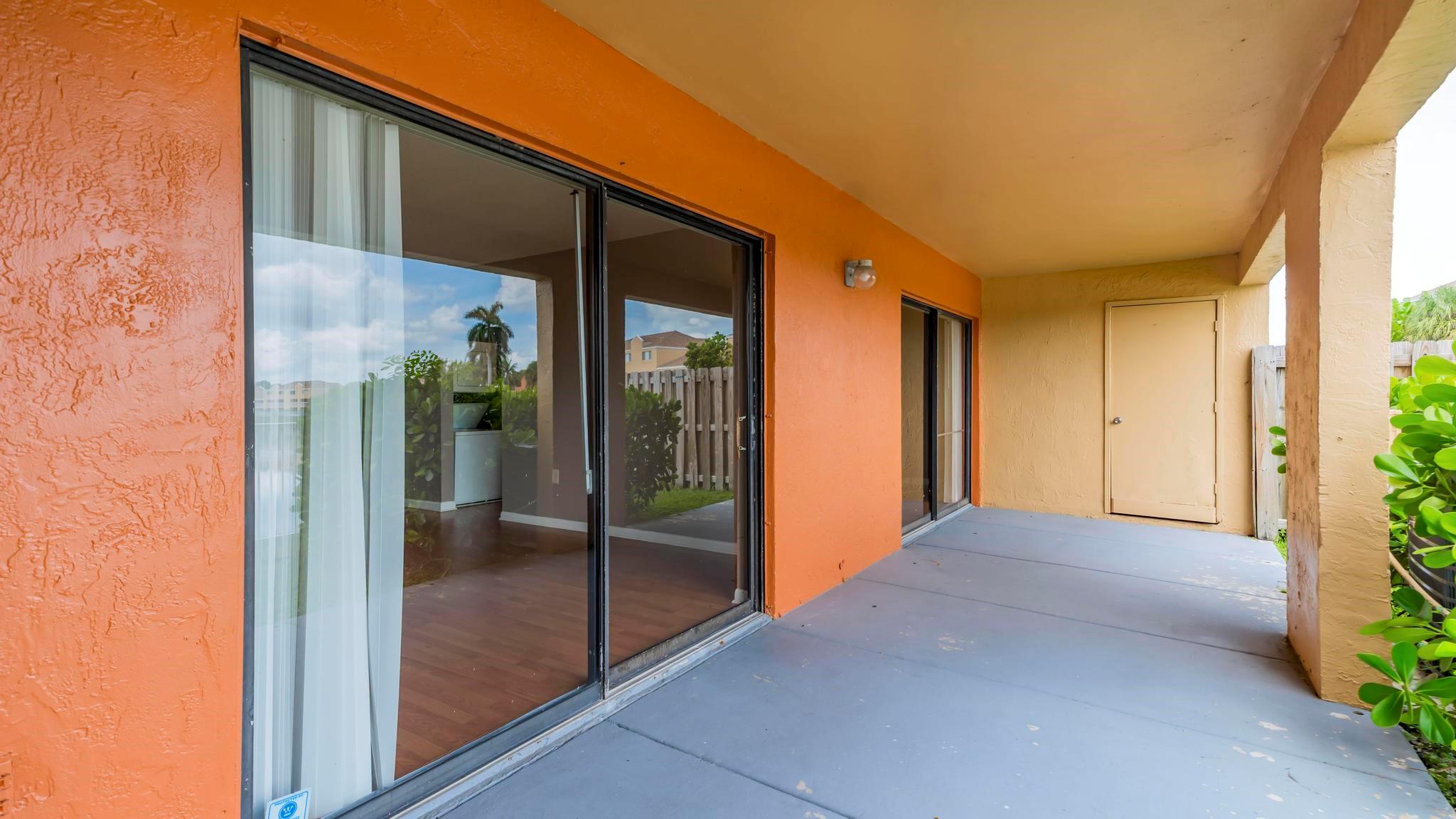 5200 NW 31st Ave 6,121,157 & 183