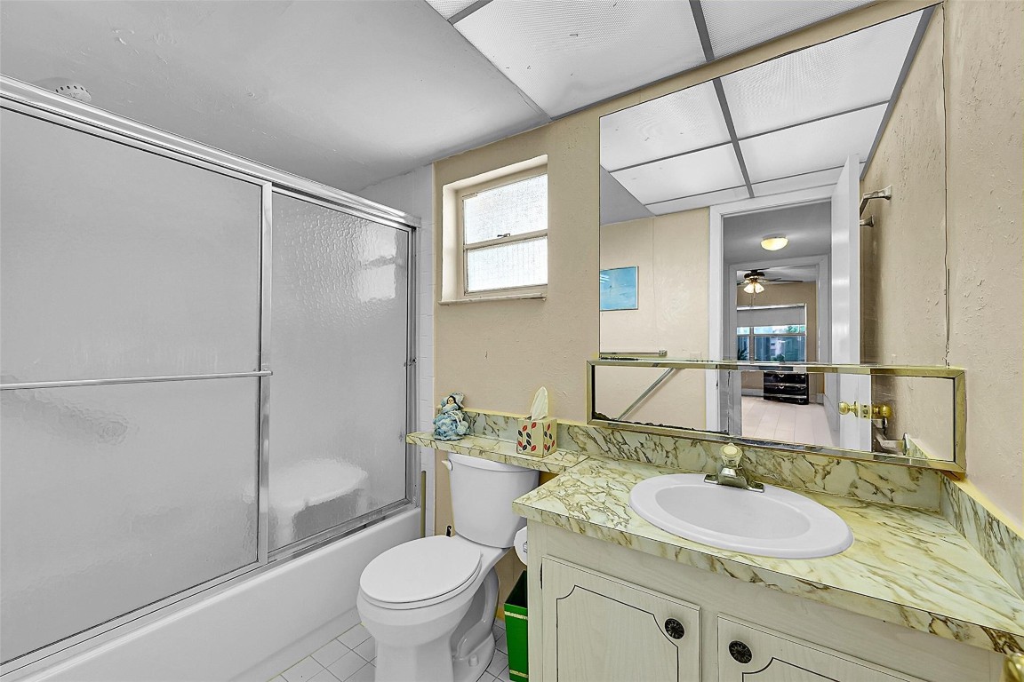 9380 Sunrise Lakes Blvd 206