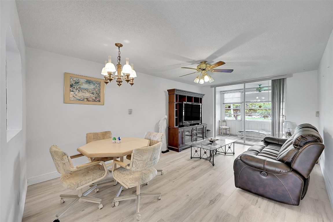 9380 Sunrise Lakes Blvd 206