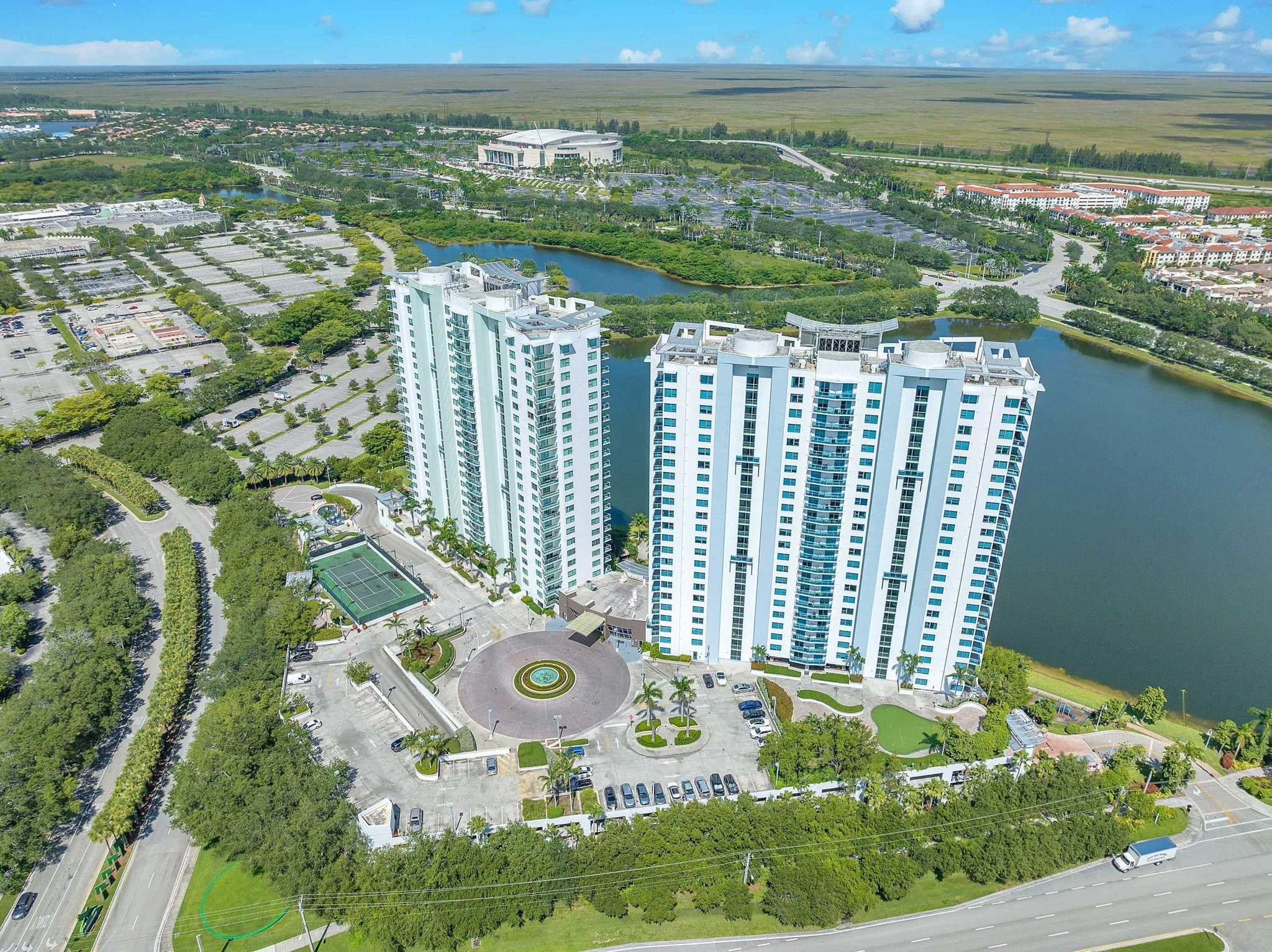 2641 N Flamingo Rd 1902