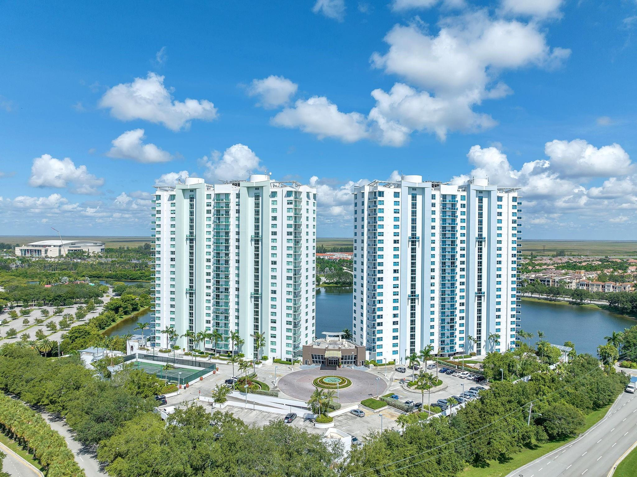 2641 N Flamingo Rd 1902