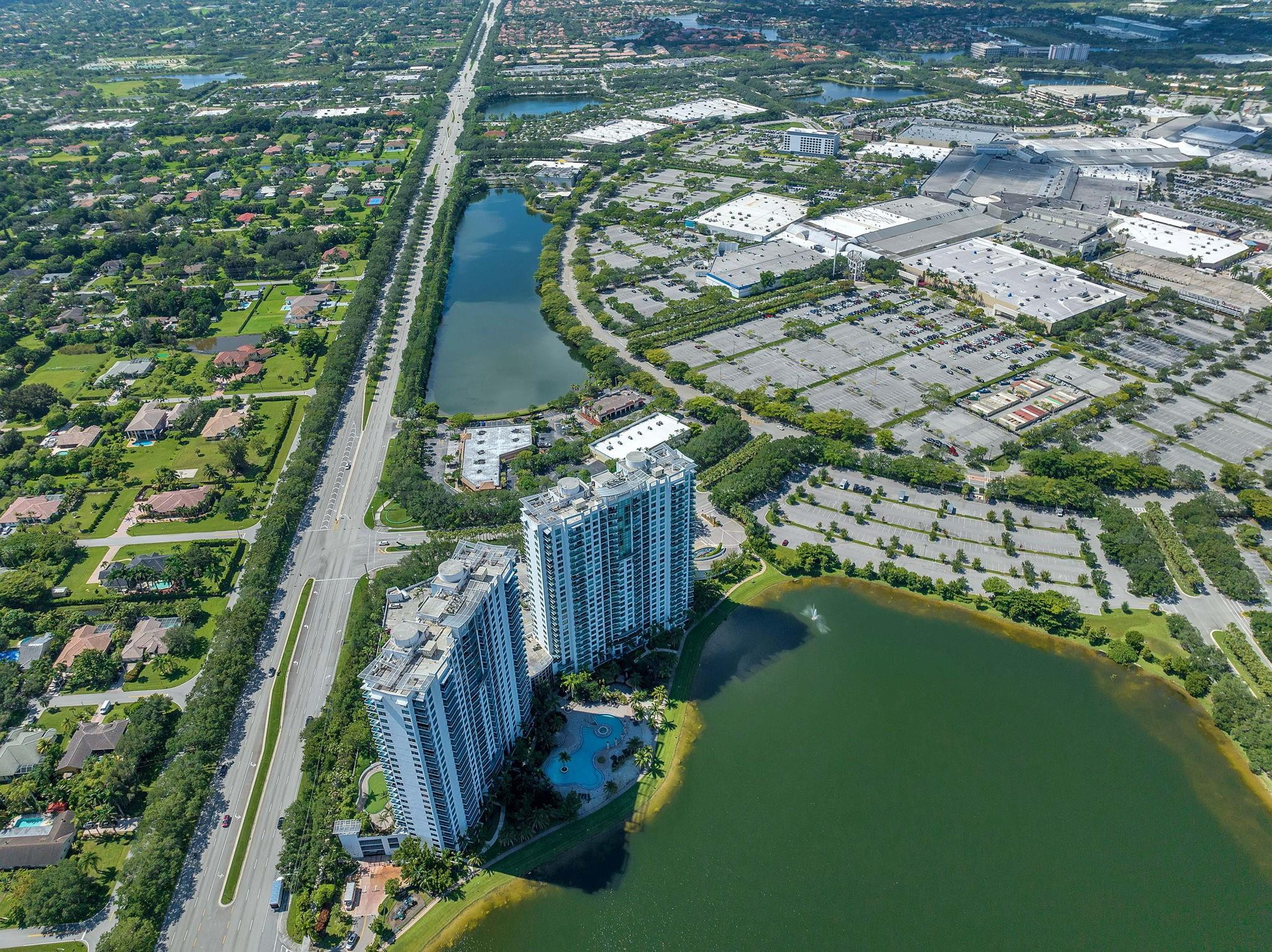 2641 N Flamingo Rd 1902