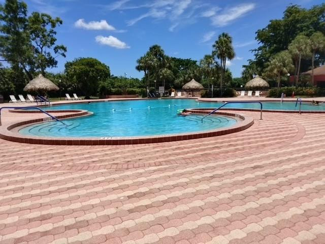 3060 Holiday Springs Blvd 106