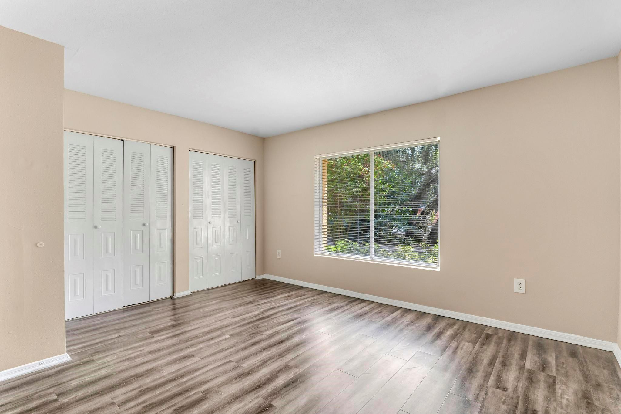 2350 NW 33RD ST 803