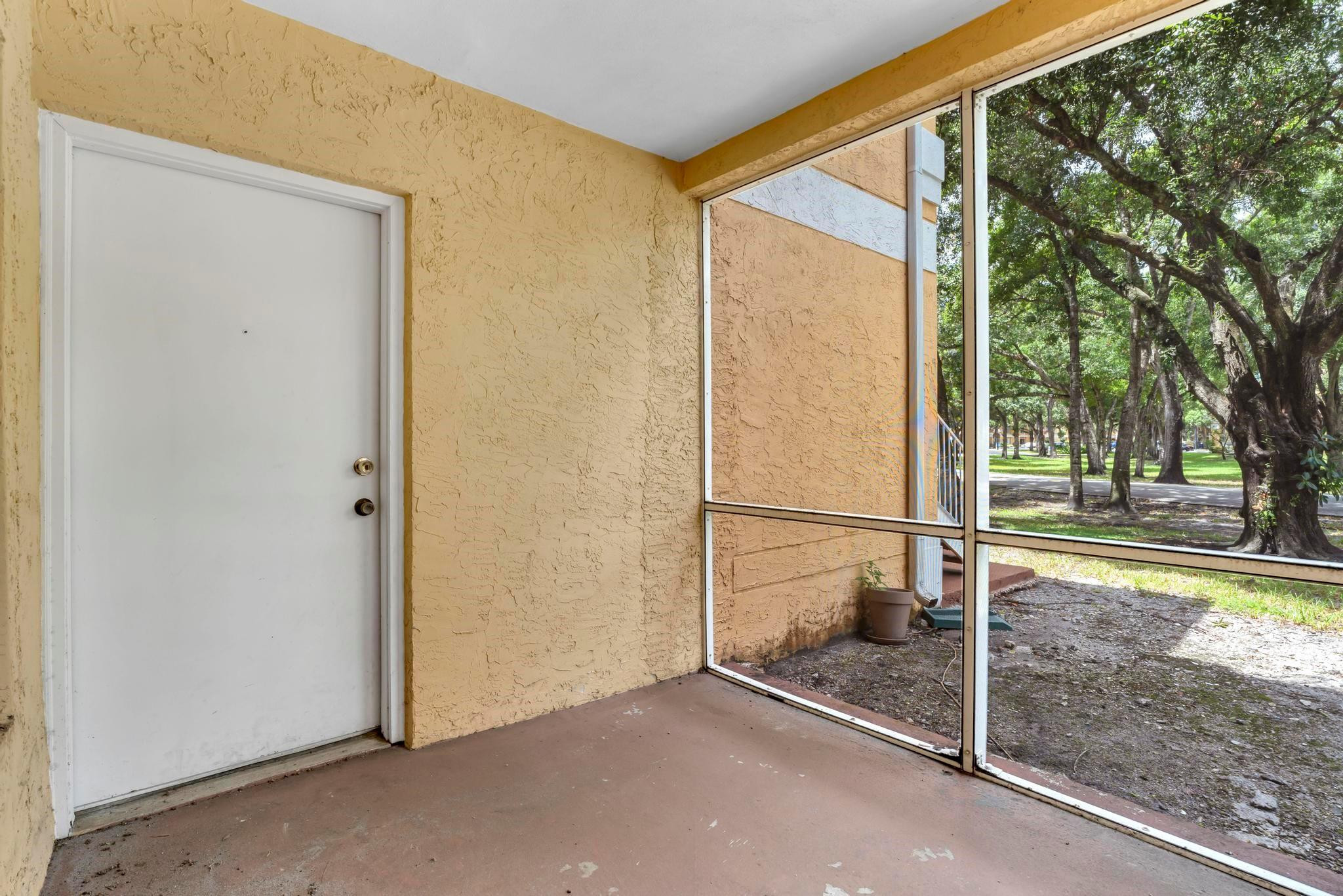 2350 NW 33RD ST 803