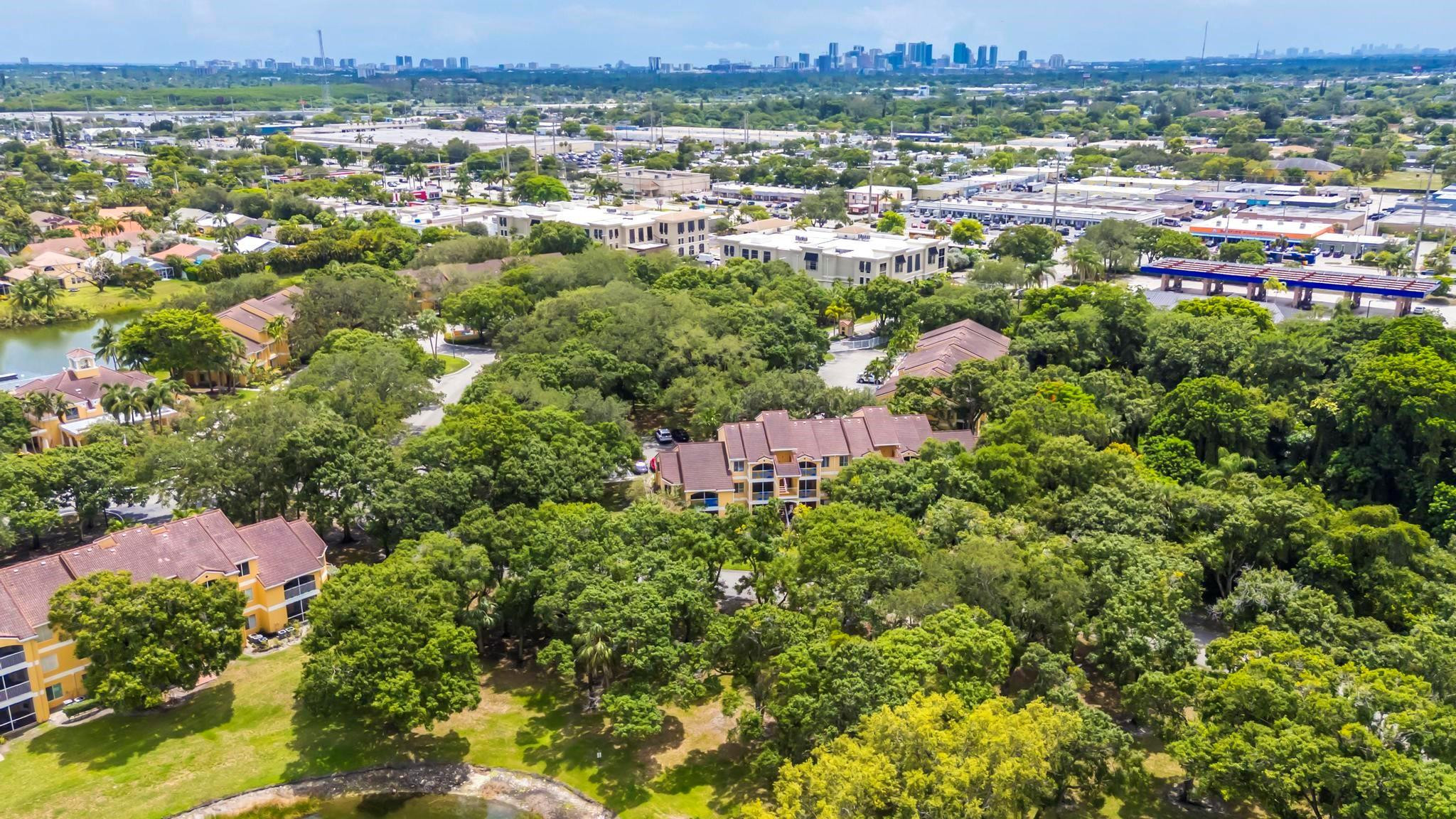 2350 NW 33RD ST 803