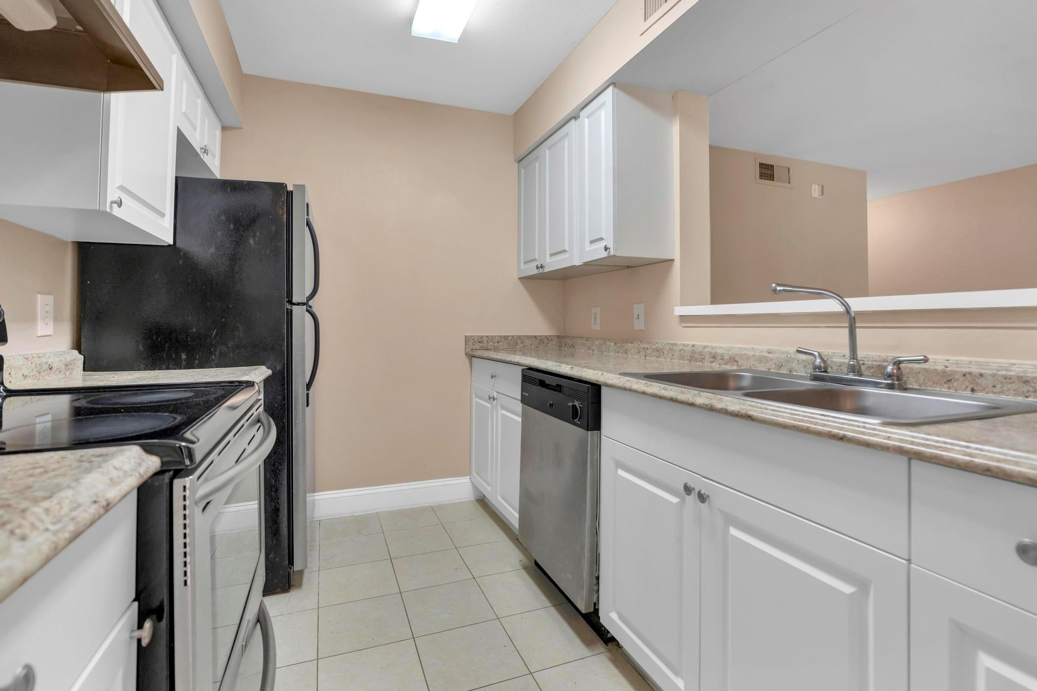 2350 NW 33RD ST 803
