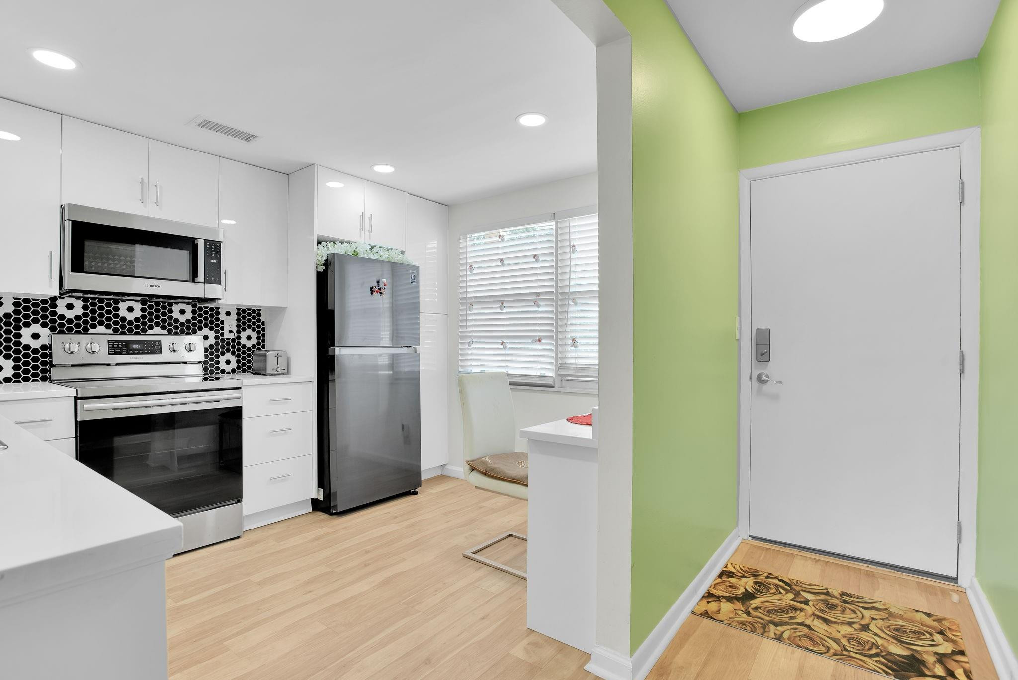 4402 Martinique Ct L3