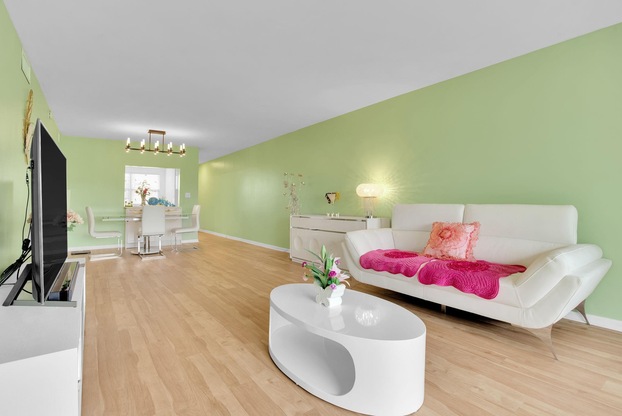 4402 Martinique Ct L3