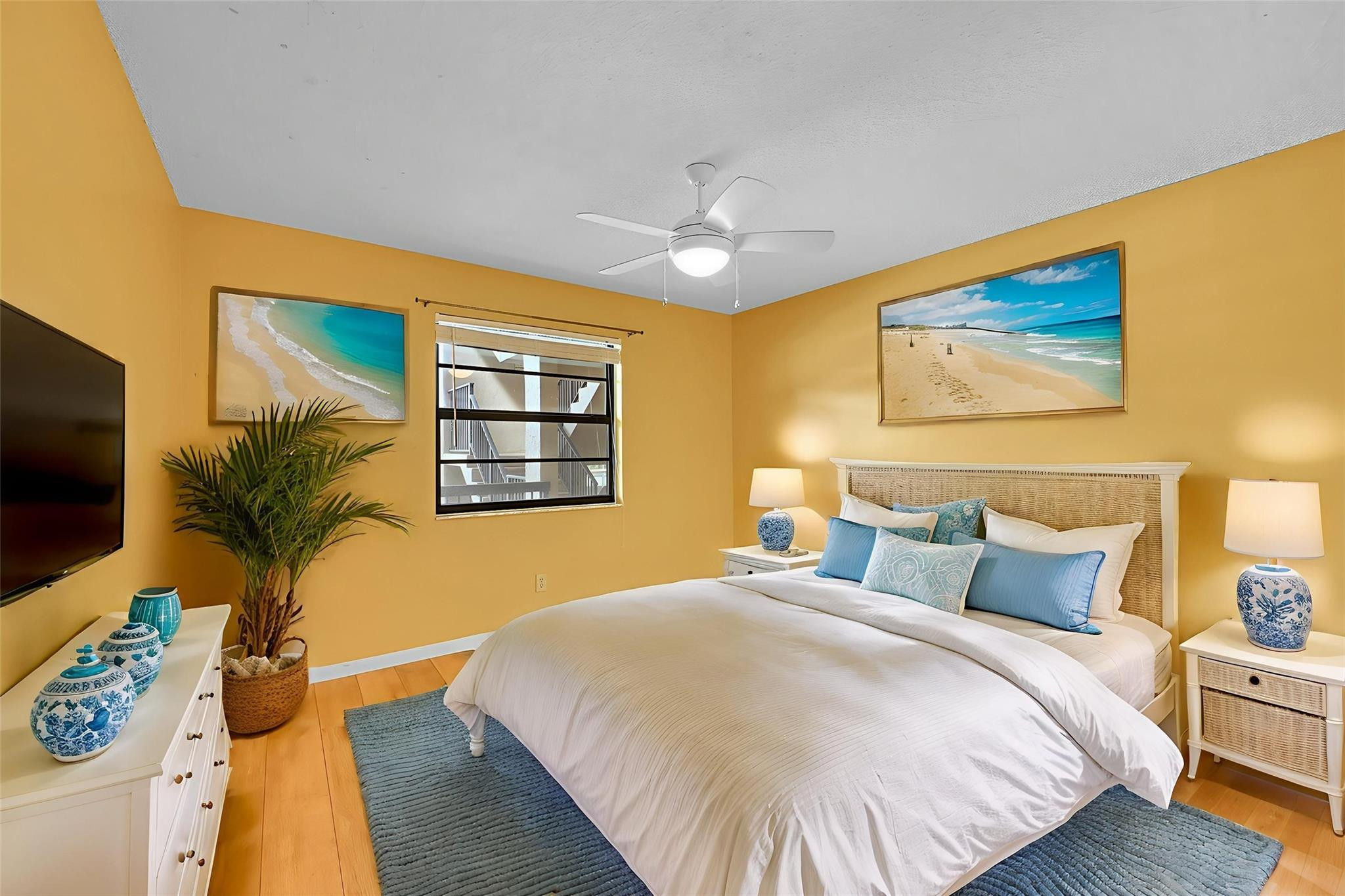 4940 E SABAL PALM 202