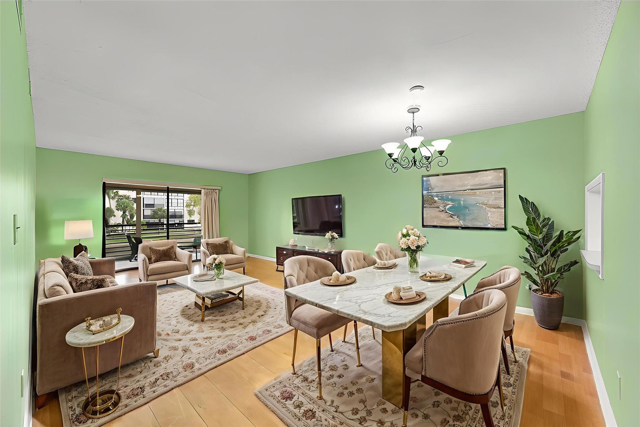 4940 E SABAL PALM 202