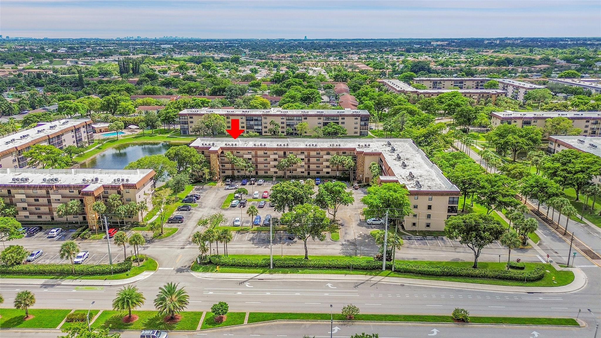 4940 E SABAL PALM 202