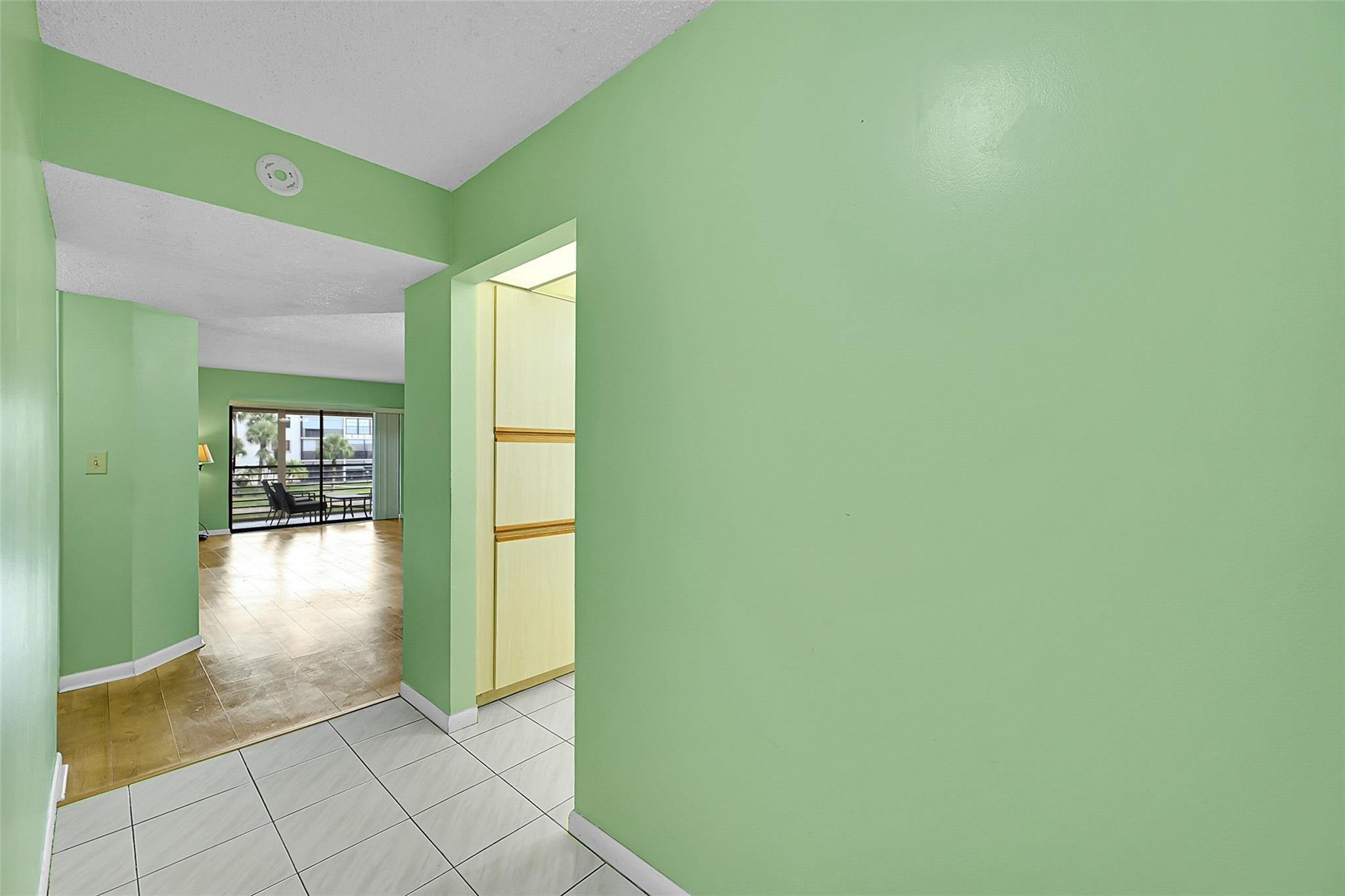 4940 E SABAL PALM 202