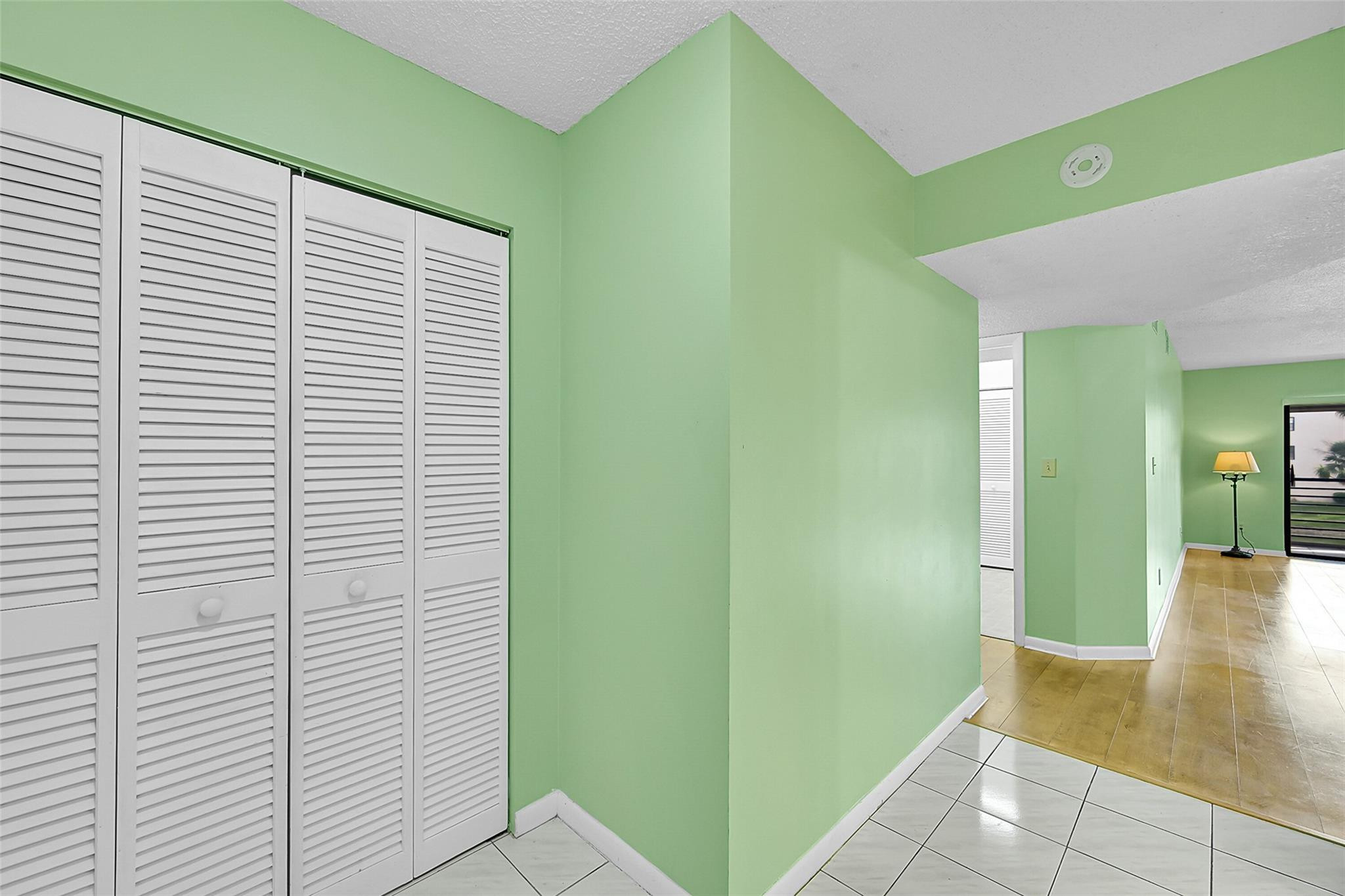 4940 E SABAL PALM 202