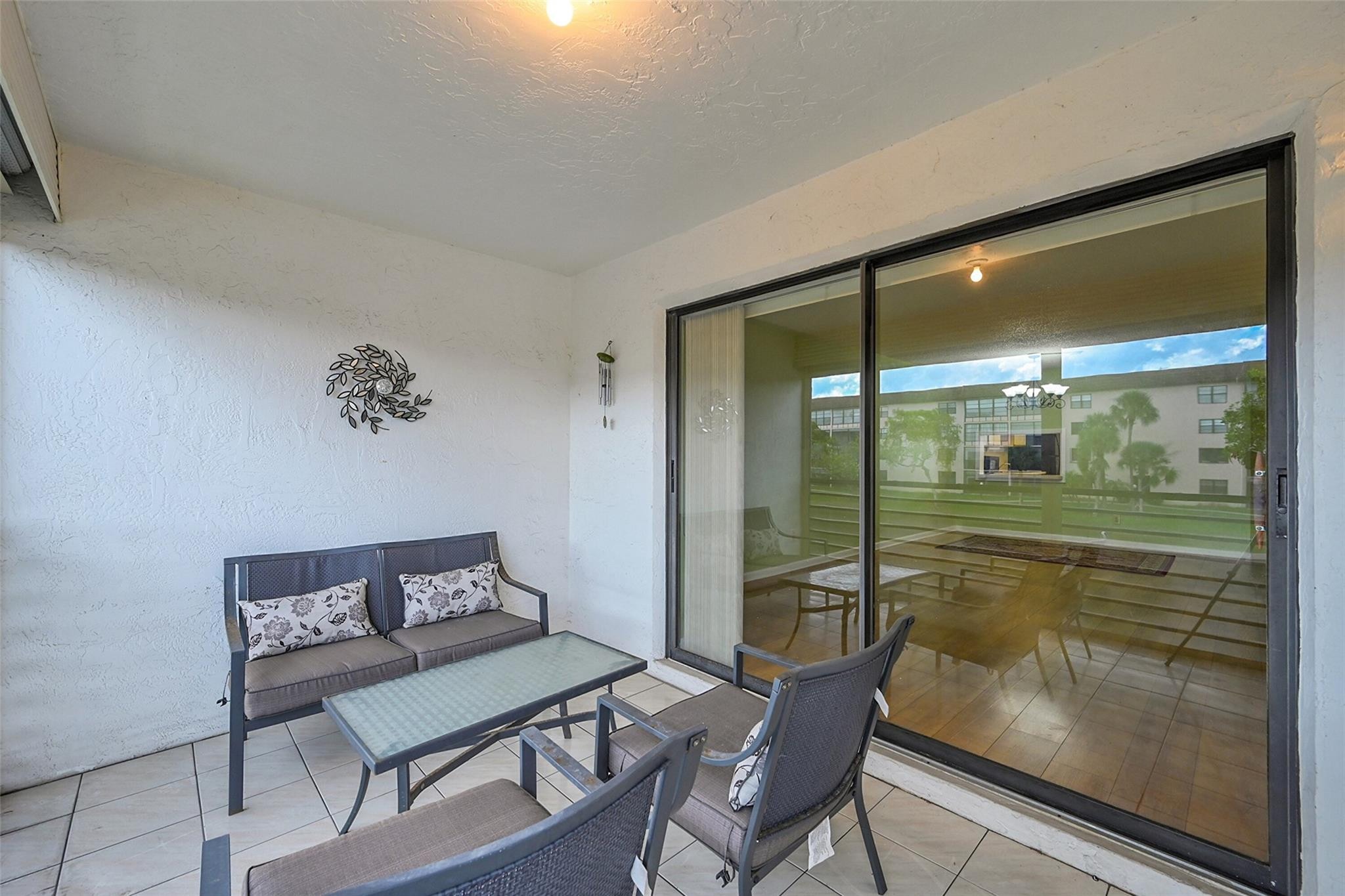 4940 E SABAL PALM 202
