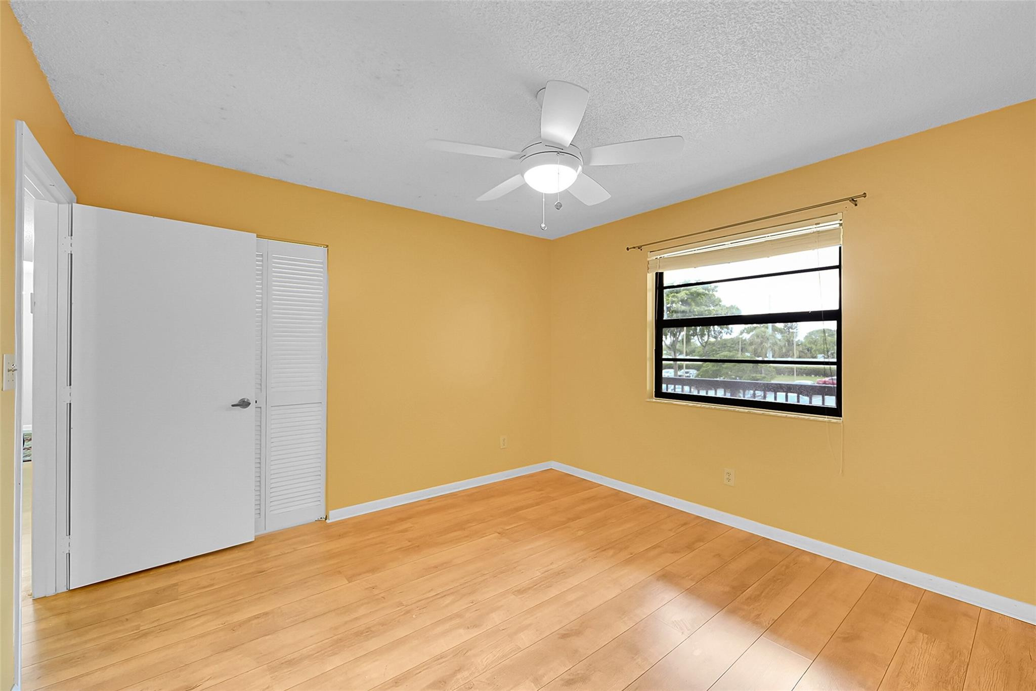4940 E SABAL PALM 202