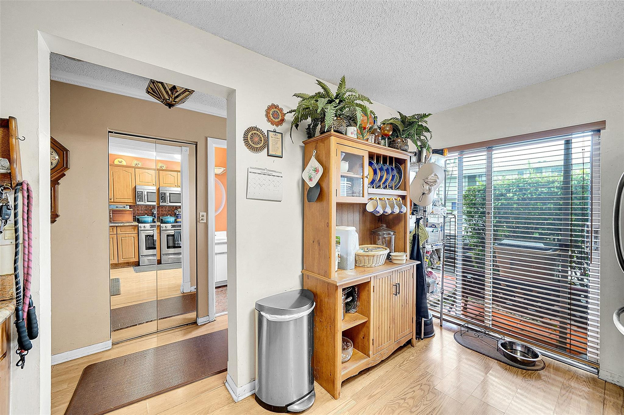 809 Crystal Lake Dr 809