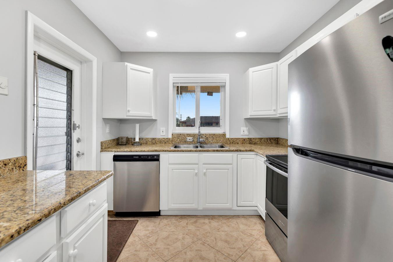 5300 Washington St D308