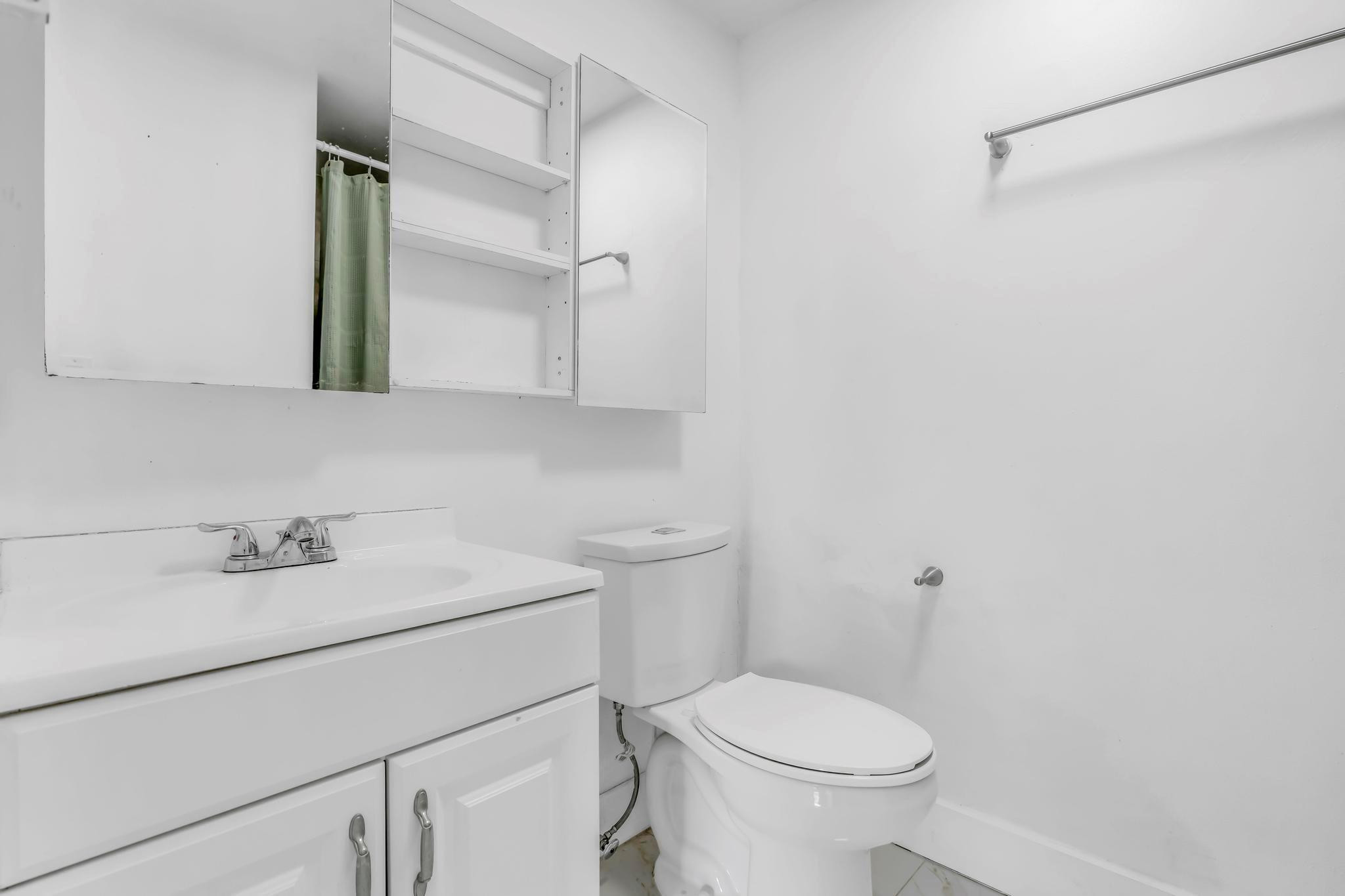 4805 NW 7th St 105-15