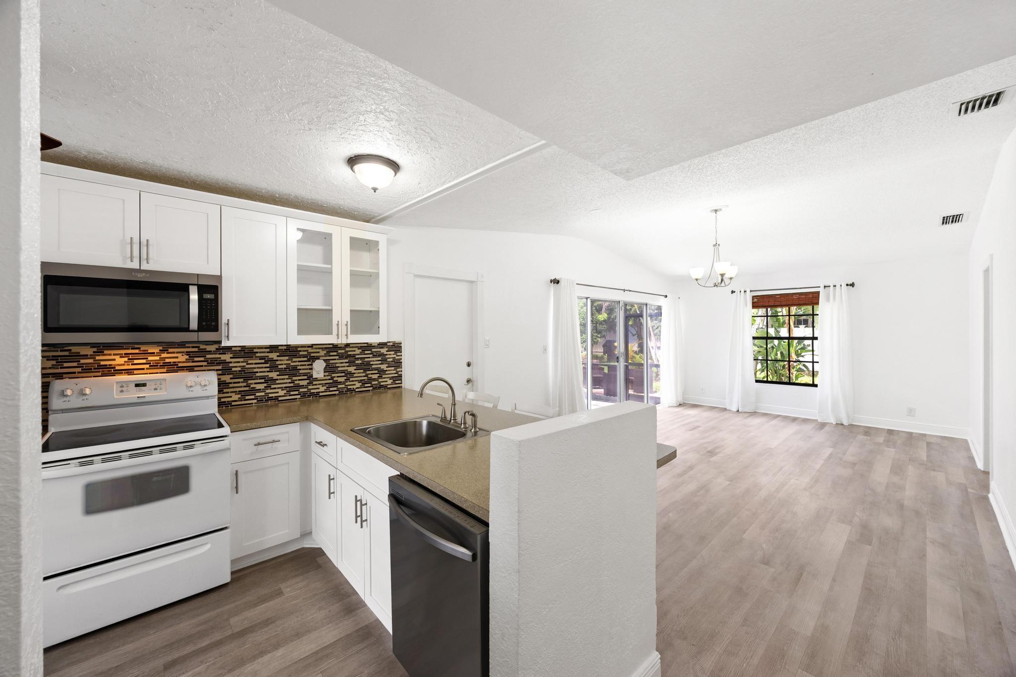 5442 S Lakewood Cir F