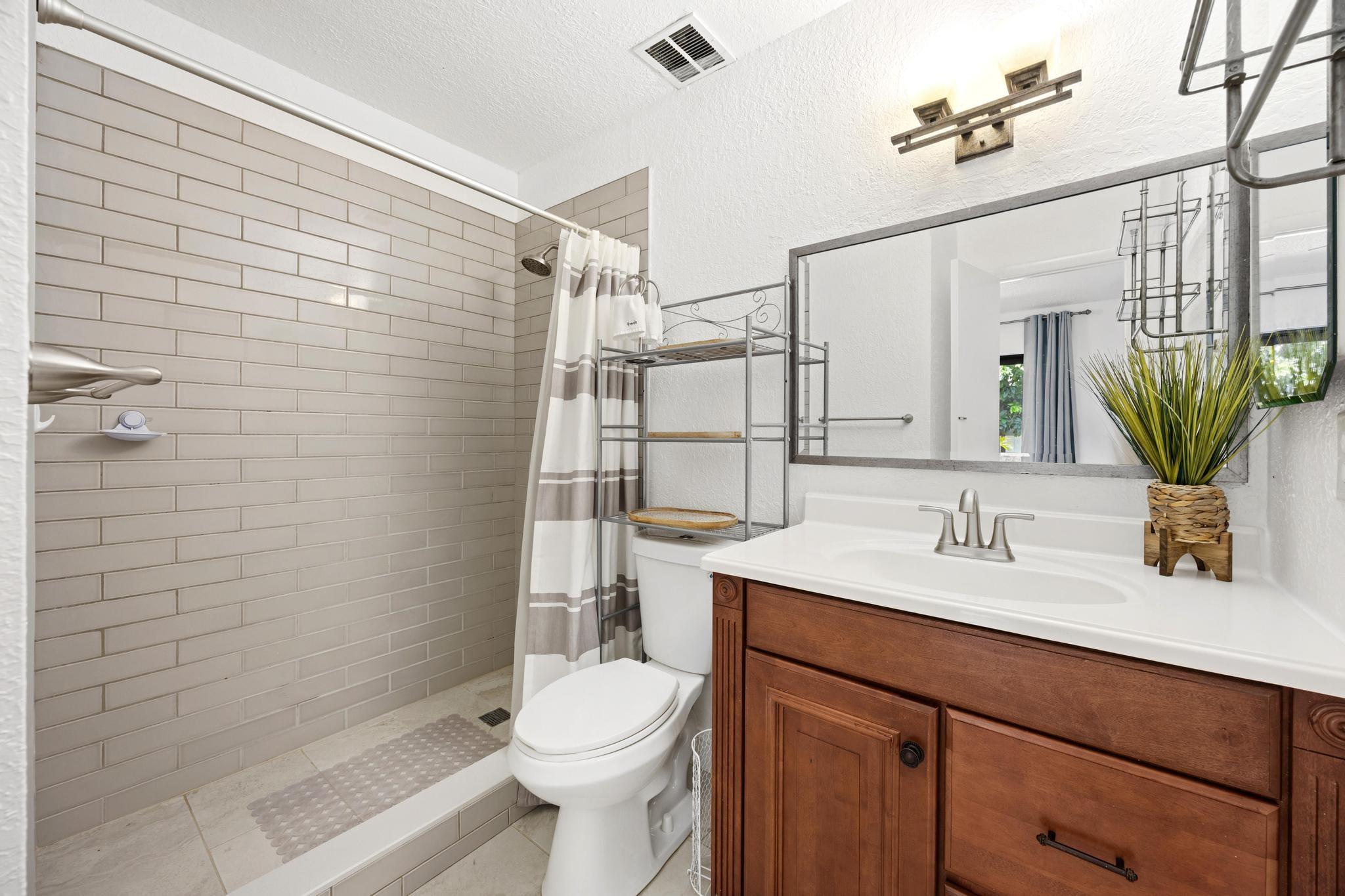 5442 S Lakewood Cir F