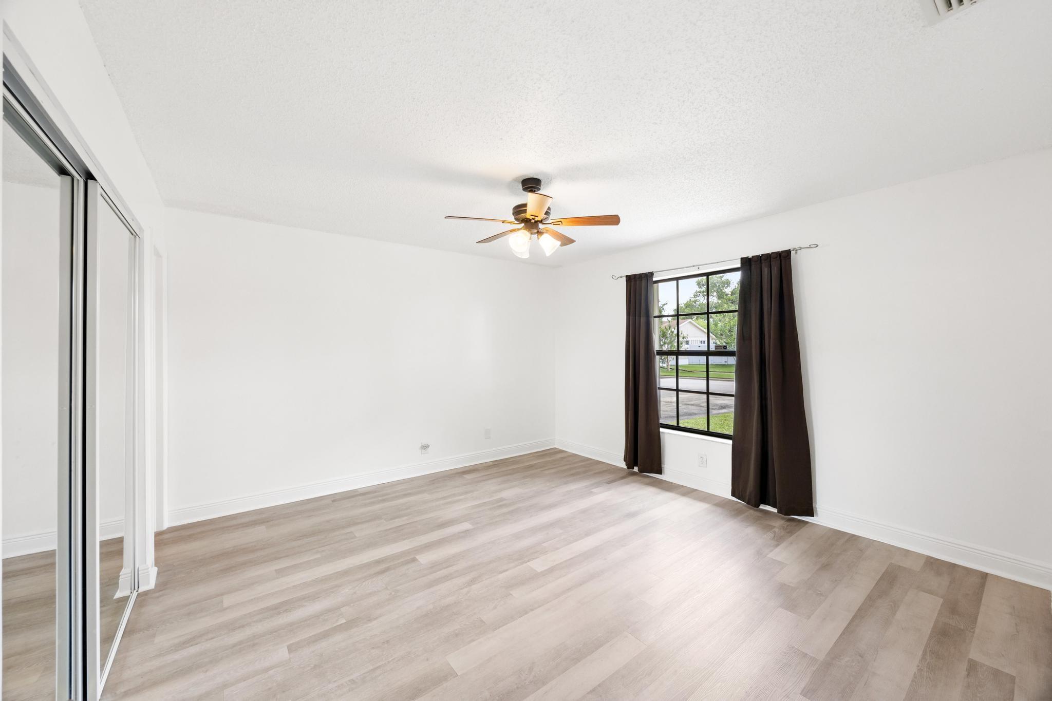 5442 S Lakewood Cir F