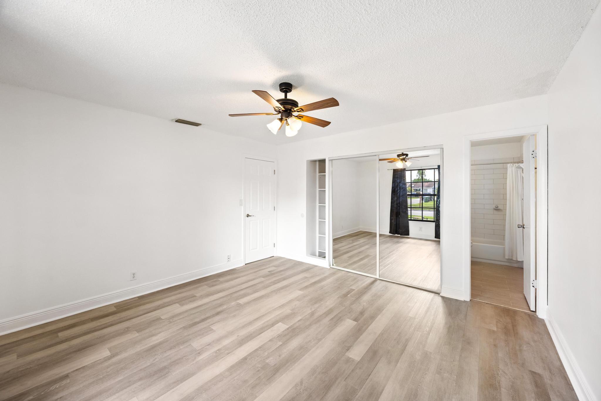 5442 S Lakewood Cir F