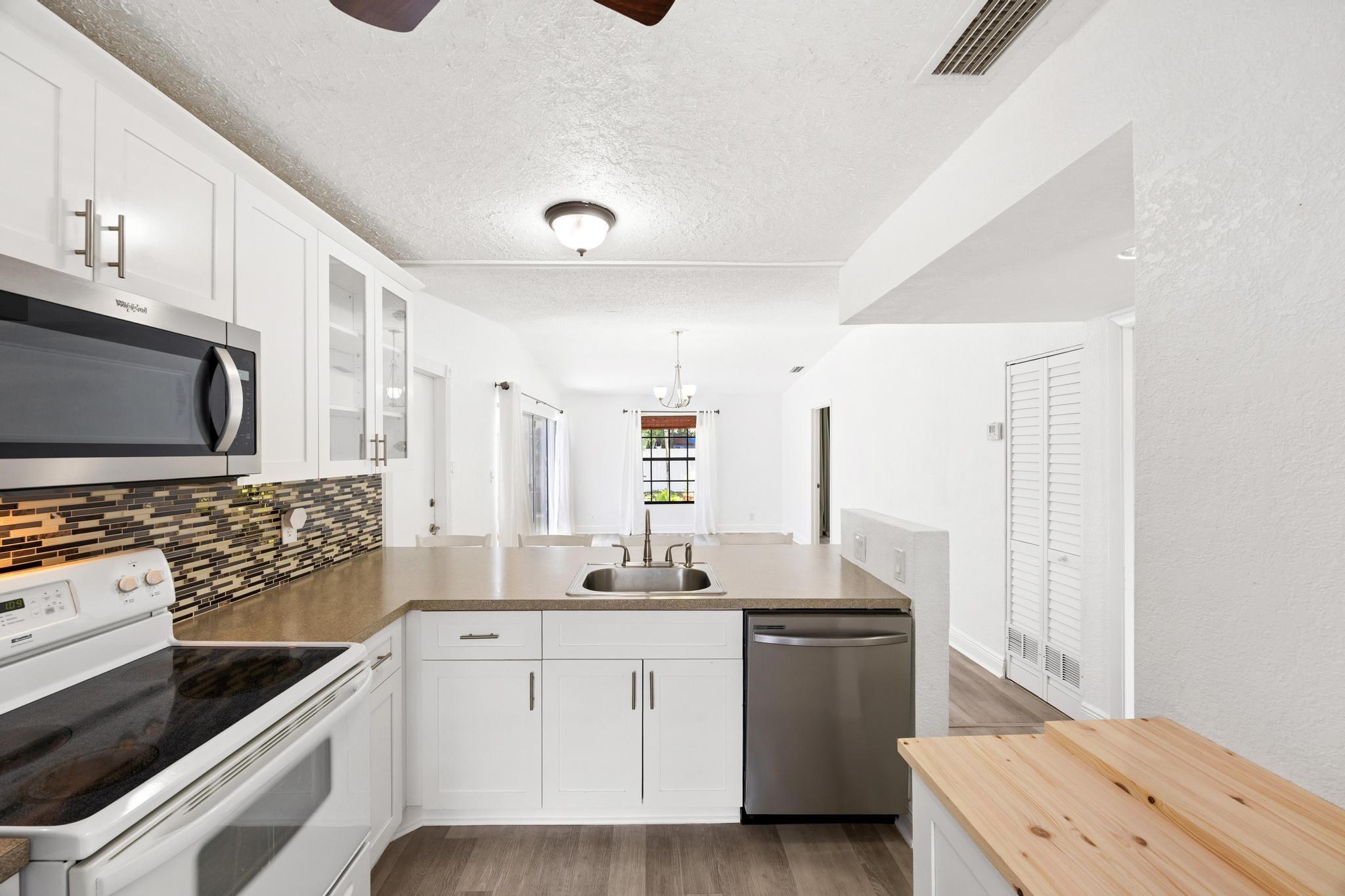 5442 S Lakewood Cir F