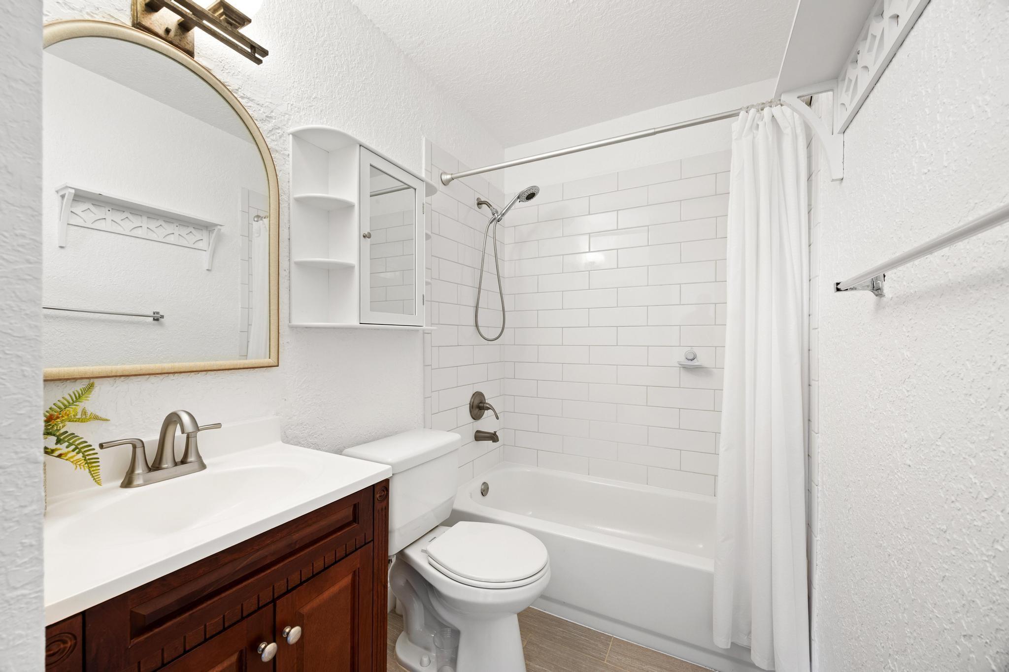 5442 S Lakewood Cir F