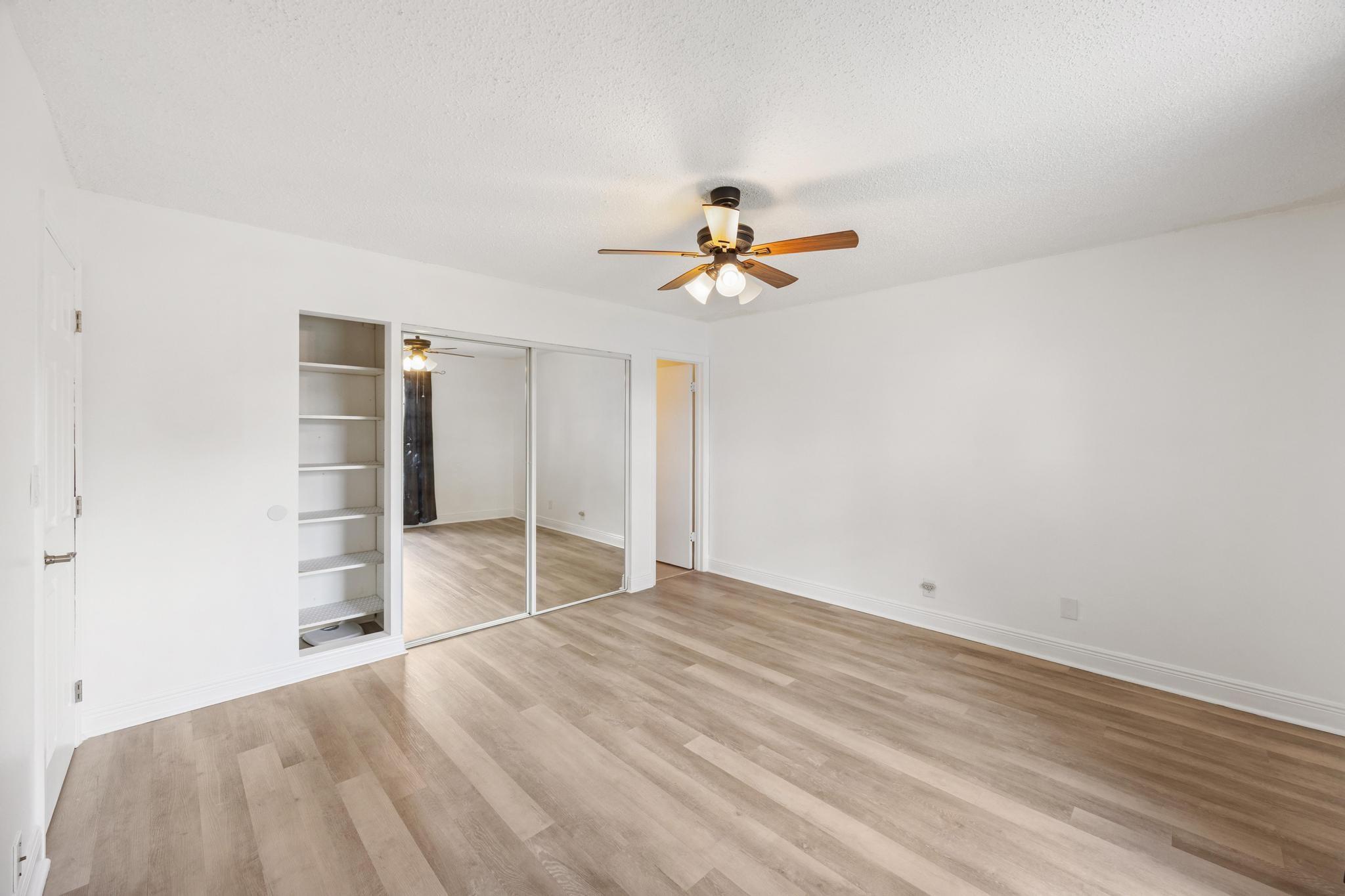 5442 S Lakewood Cir F