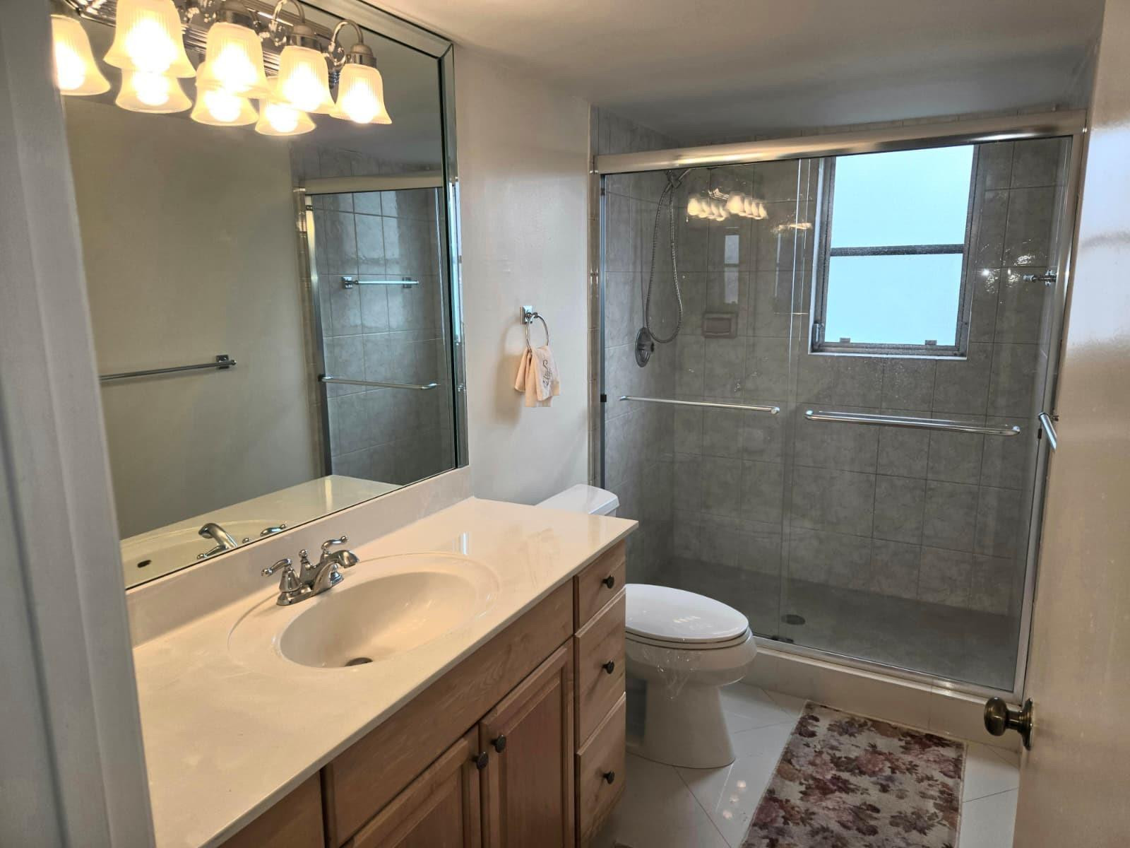 7300 Lake Circle Dr 401