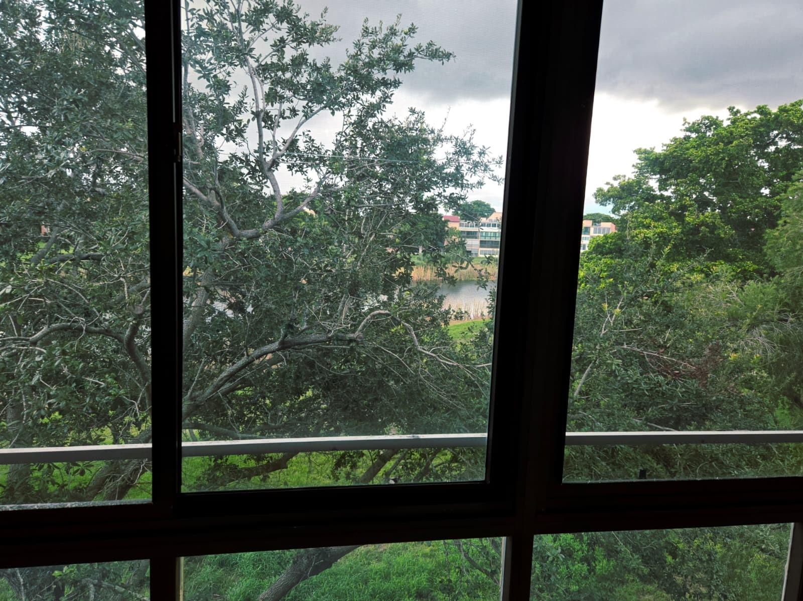 7300 Lake Circle Dr 401