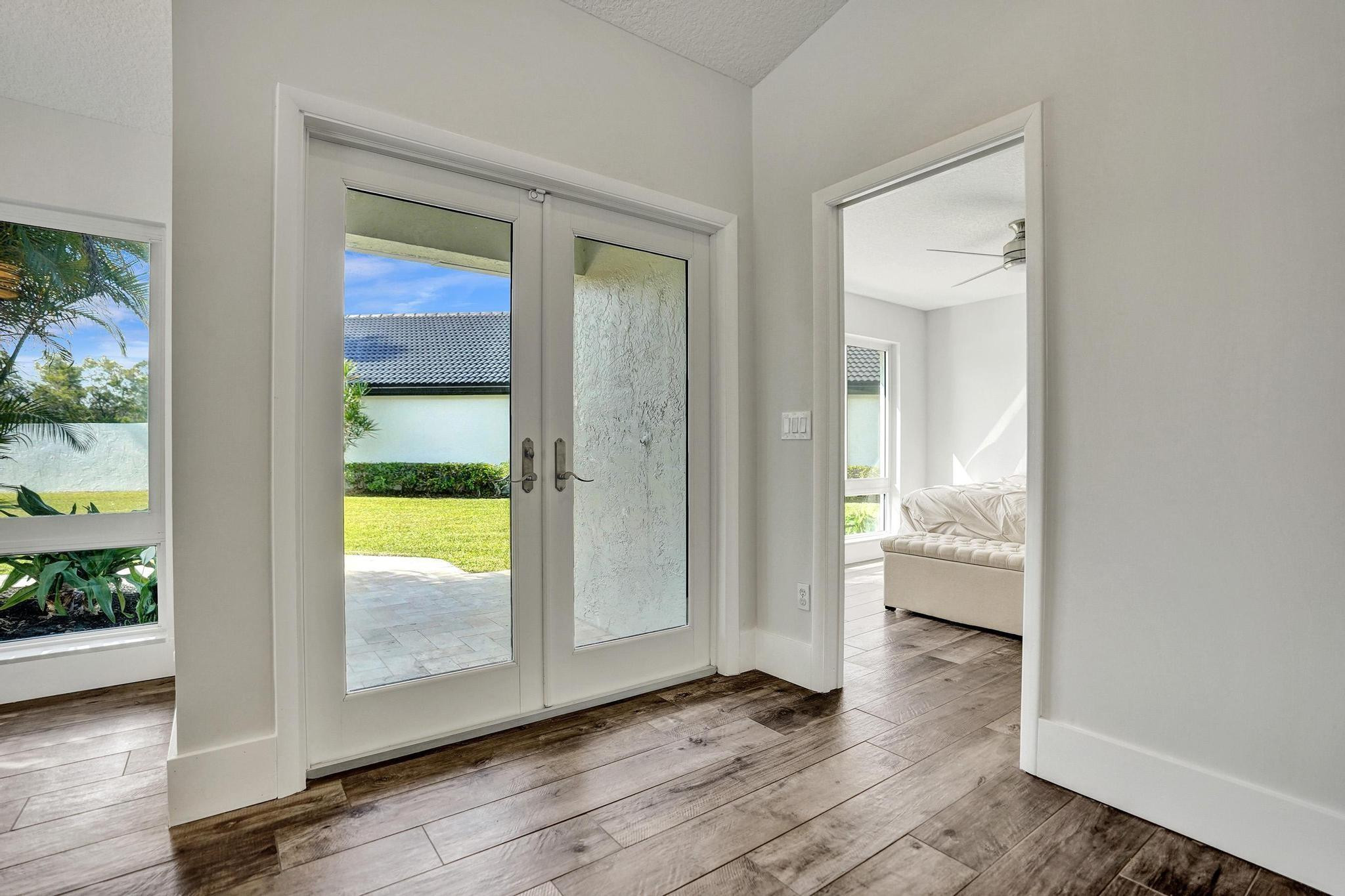 21464 Bridge View Dr