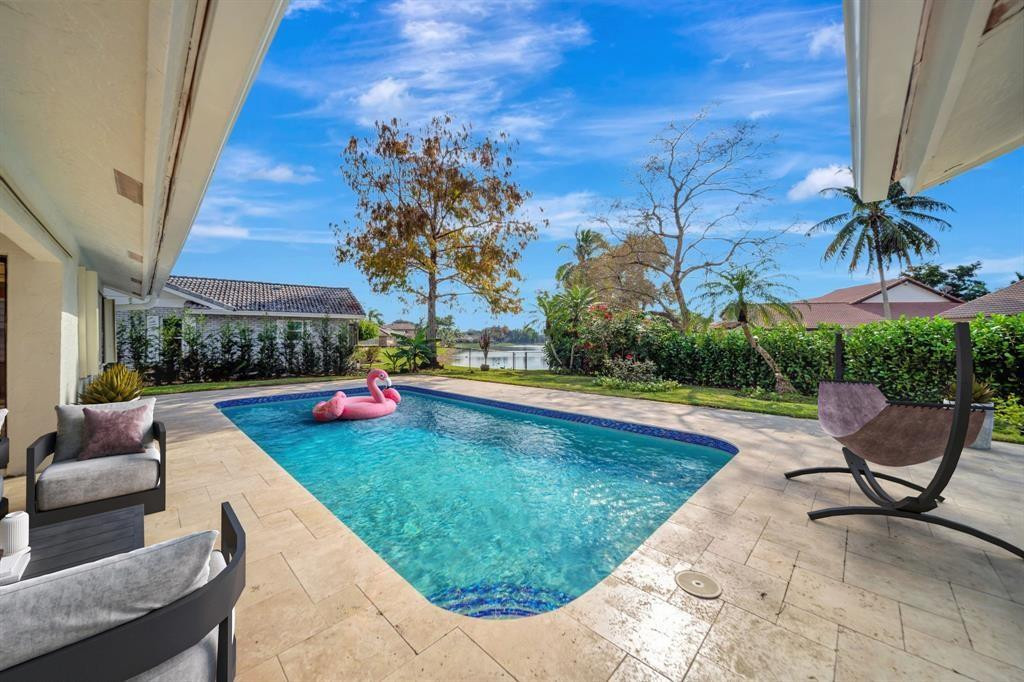 11224 NW 5th St