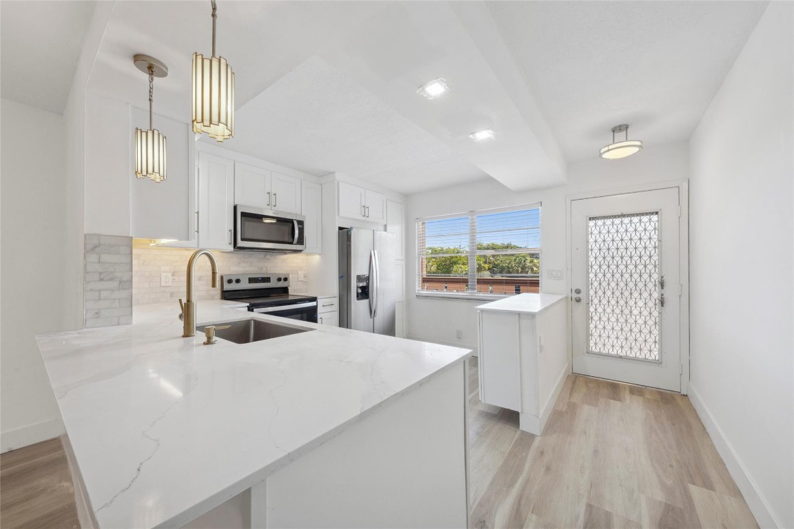 3201 Portofino Pt D3