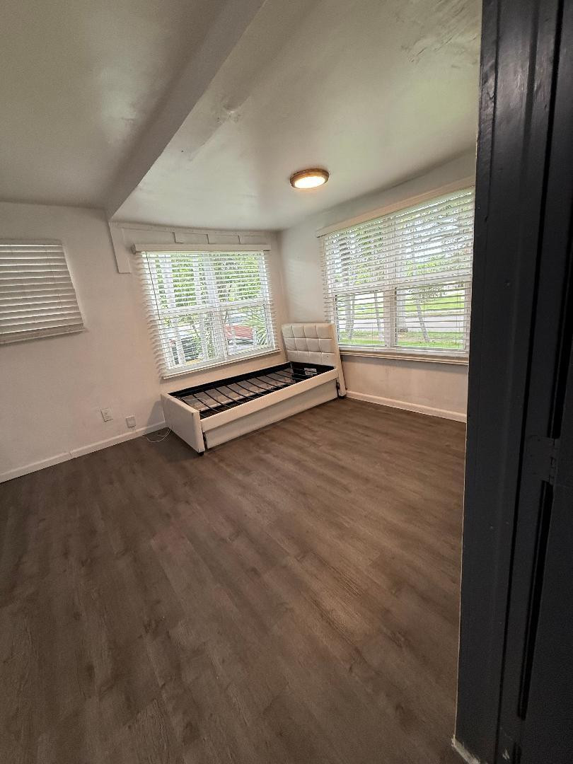 1505 WASHINGTON ST 1