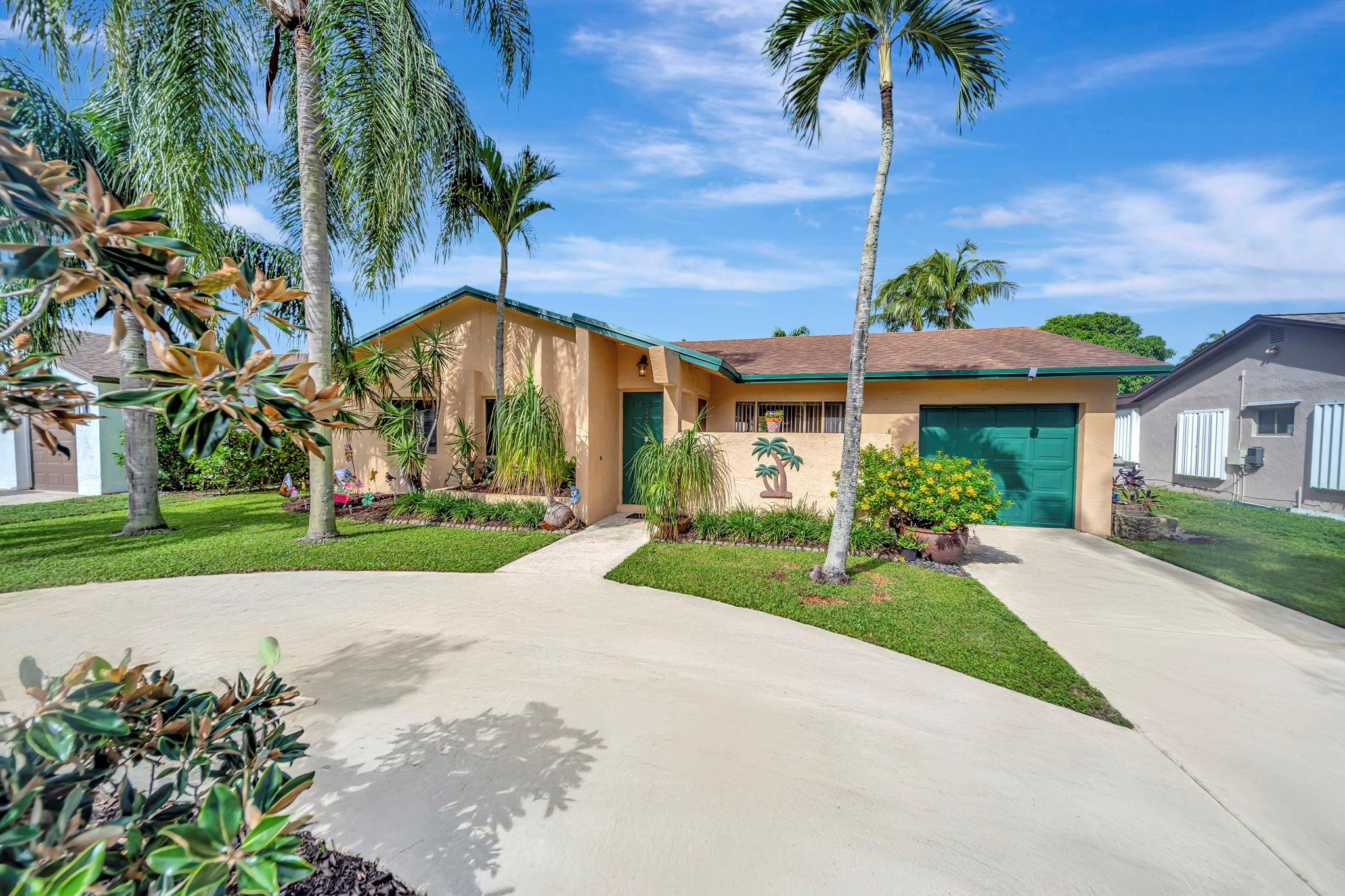 22699 SW 53rd Ave