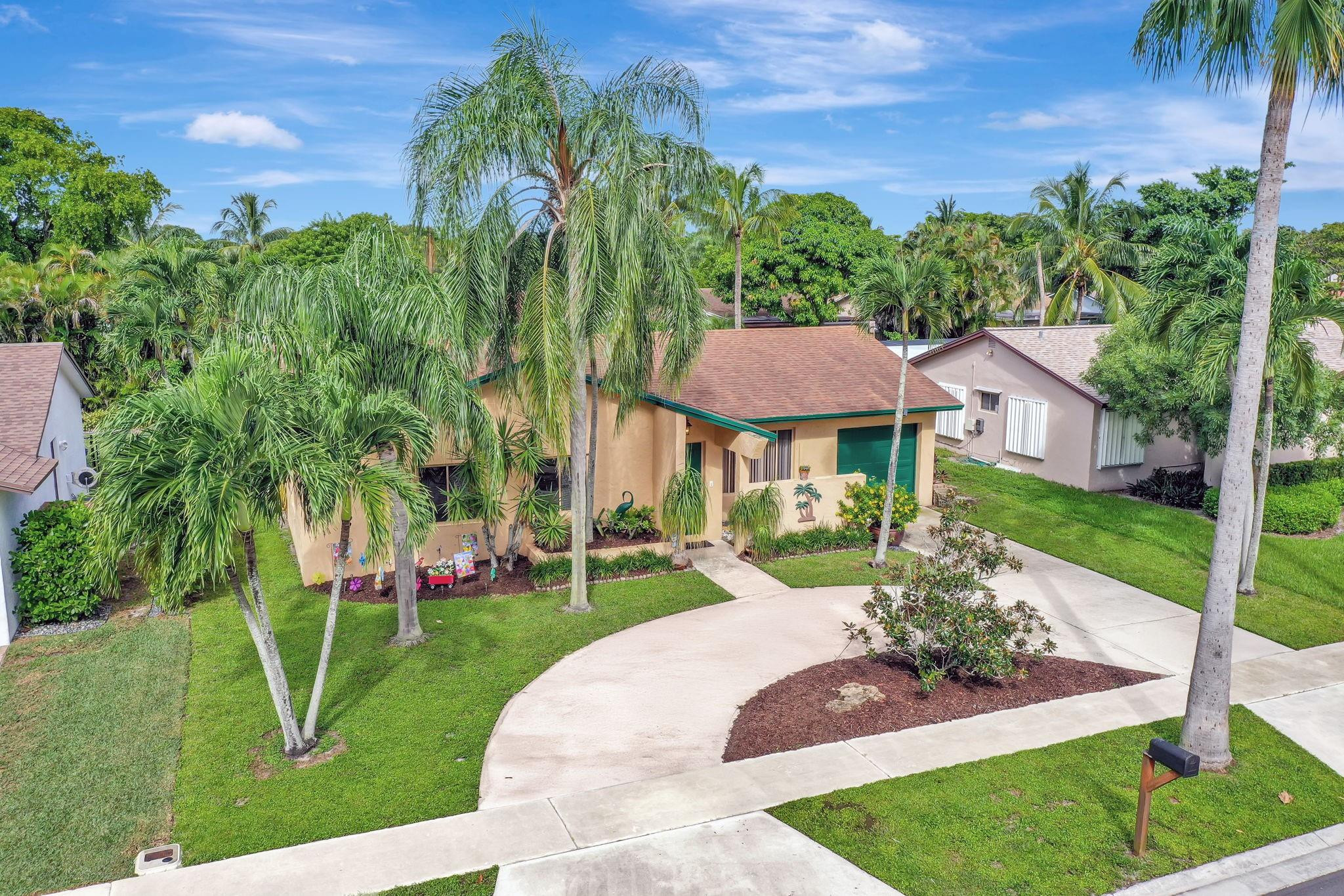 22699 SW 53rd Ave