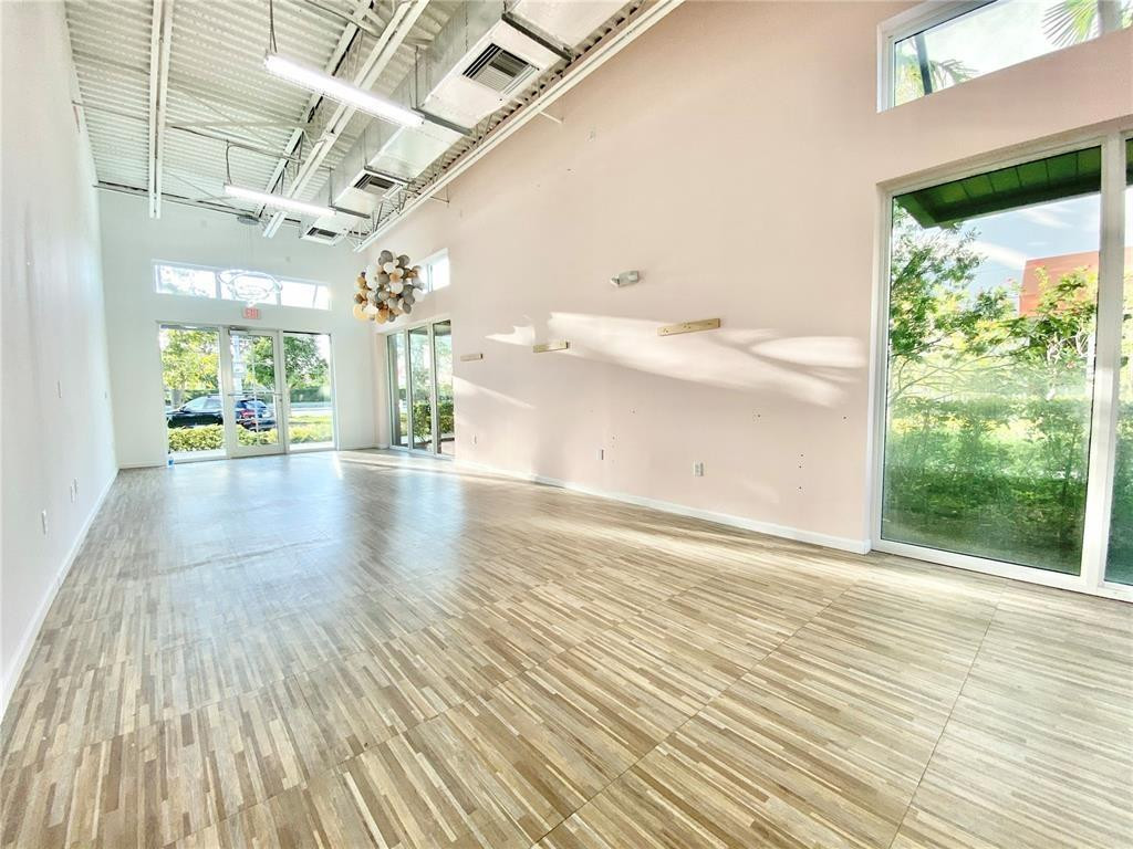 2195 SW 101st Ave 5-107
