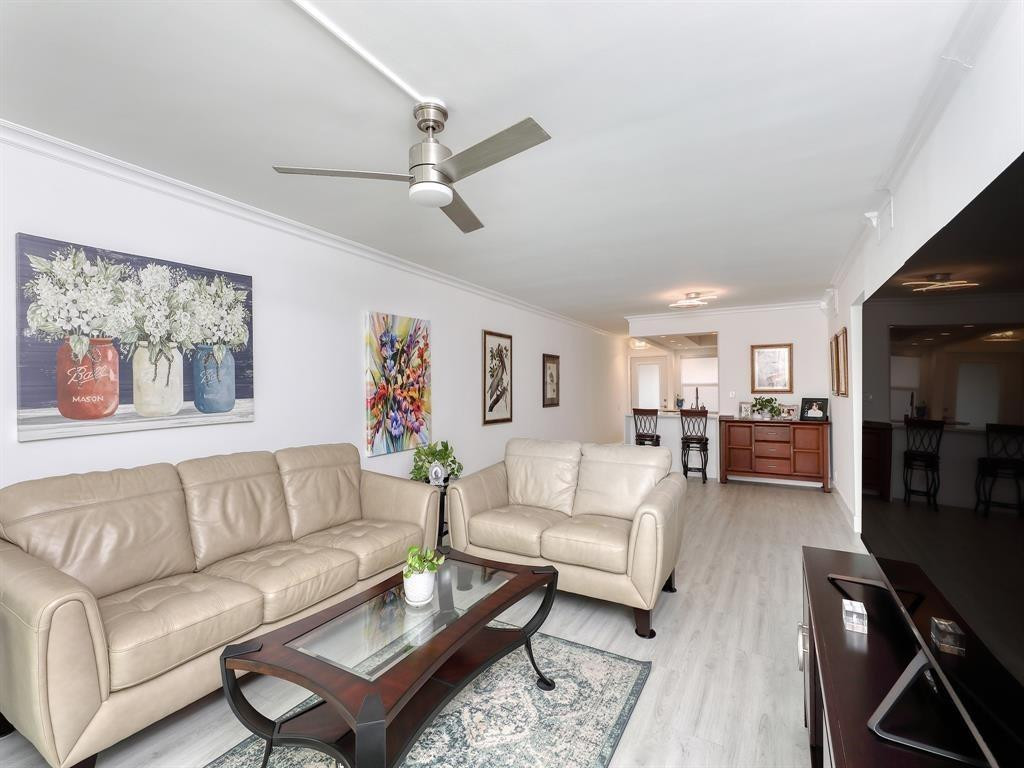 3004 Portofino Isle B2