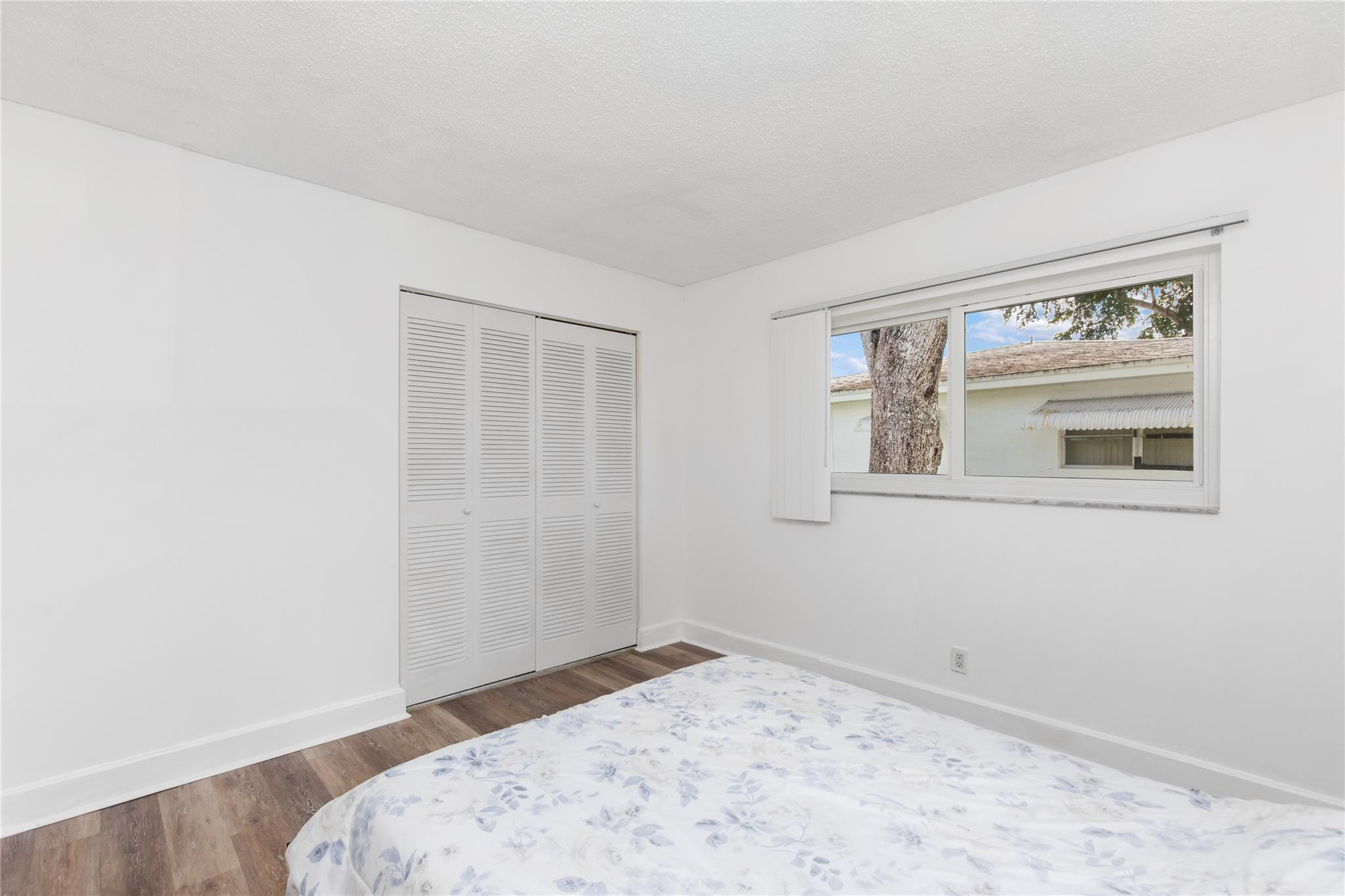 8551 NW 11th St B163