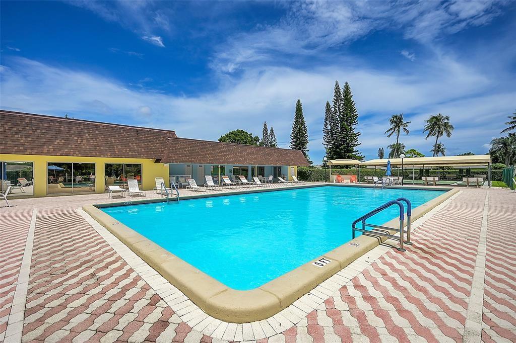 1001 Flame Vine Avenue 201