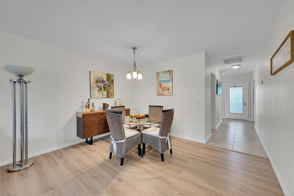 1001 Flame Vine Avenue 201