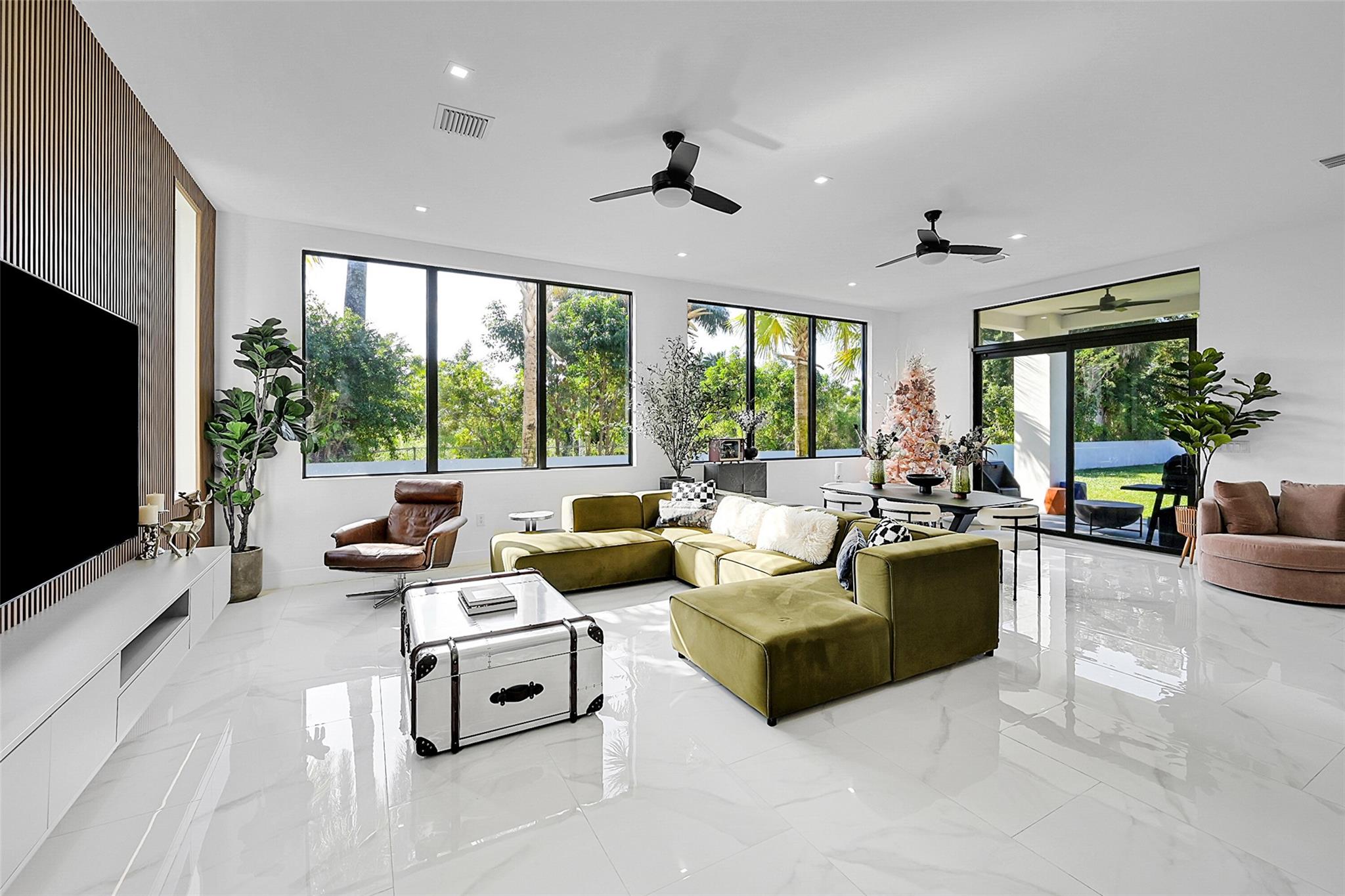 12300 Rhino Oaks drive