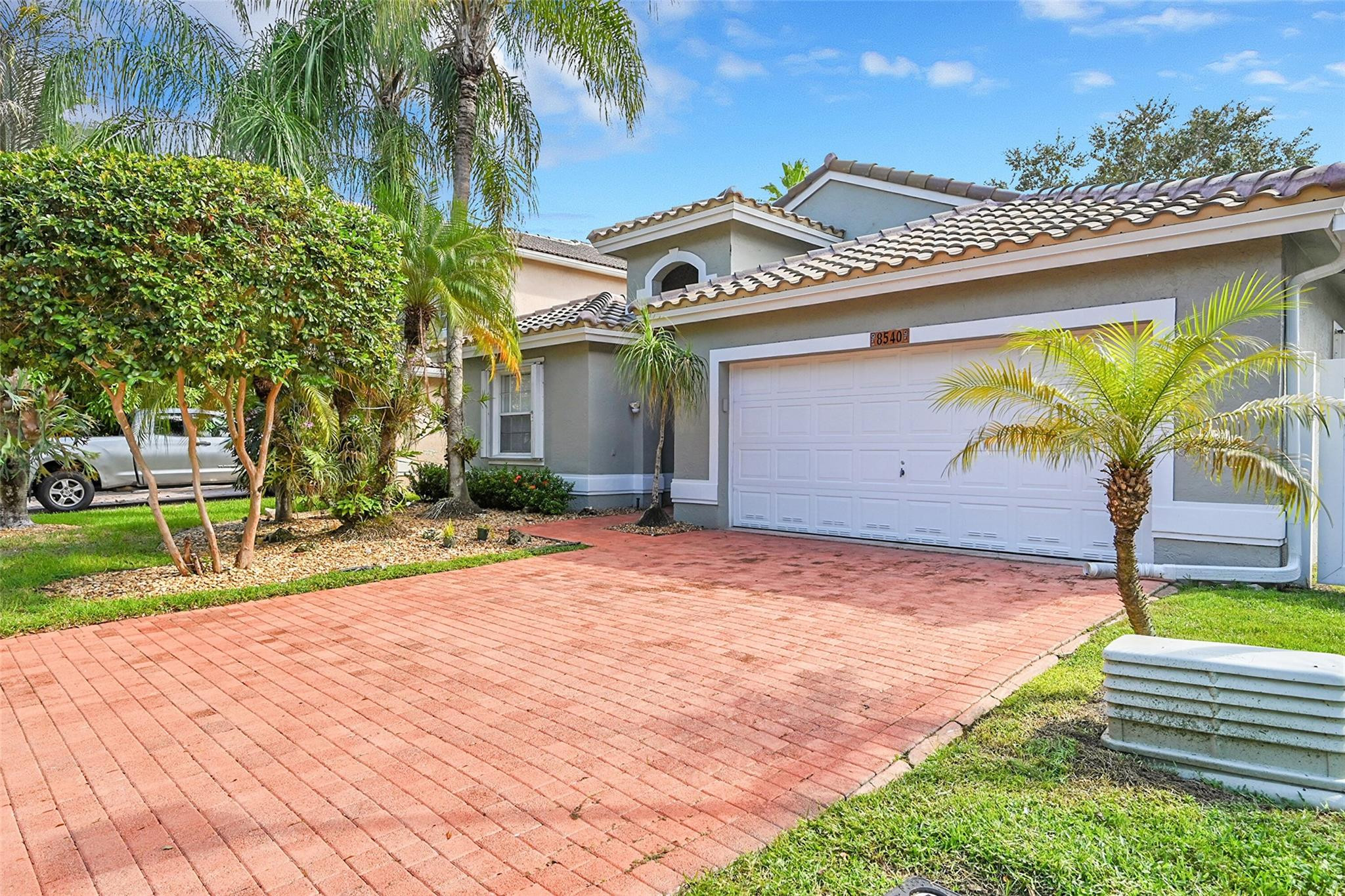 8540 NW 46th Dr