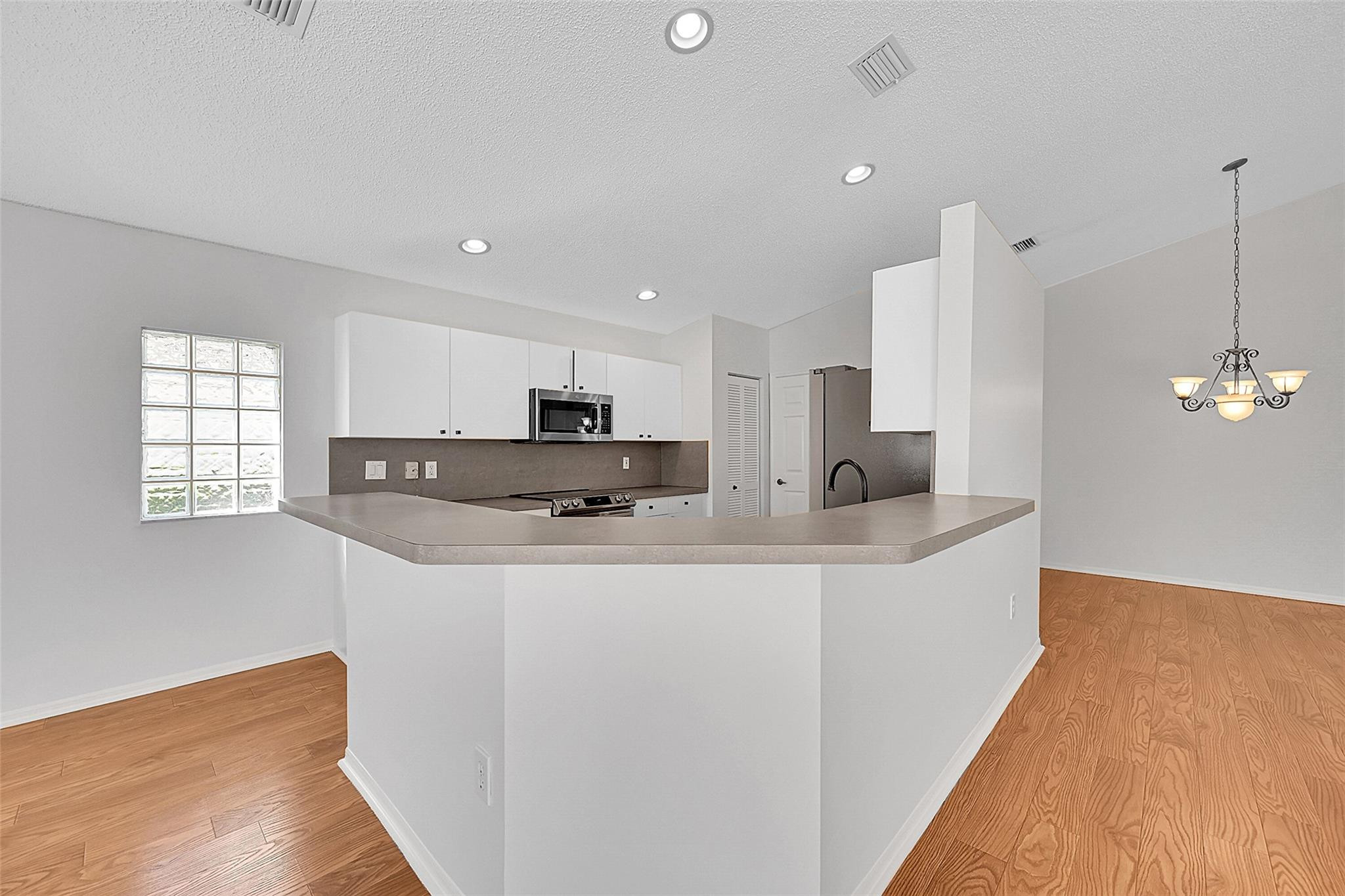 8540 NW 46th Dr